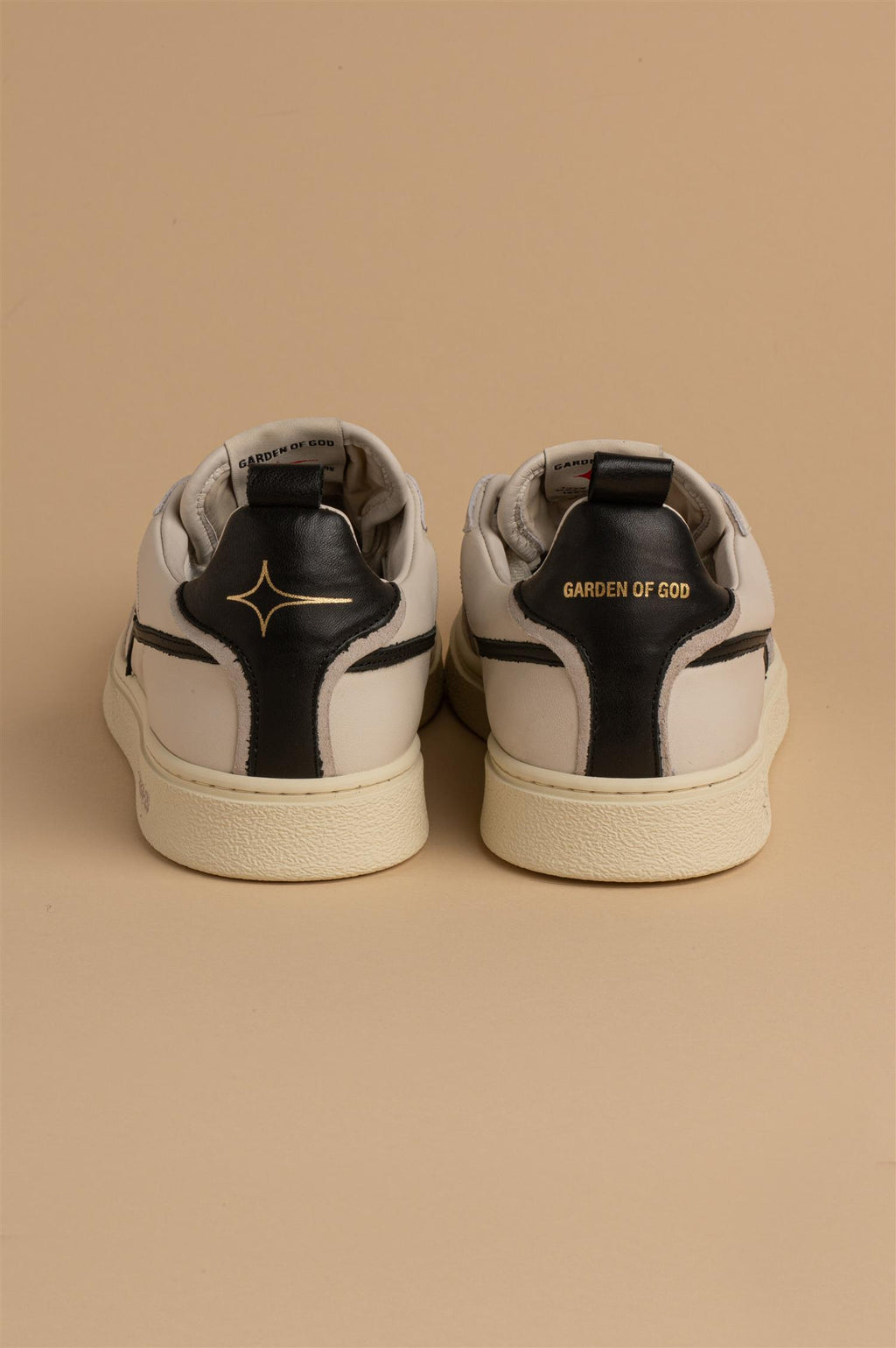 Earth Leather Sneaker Off White/Black