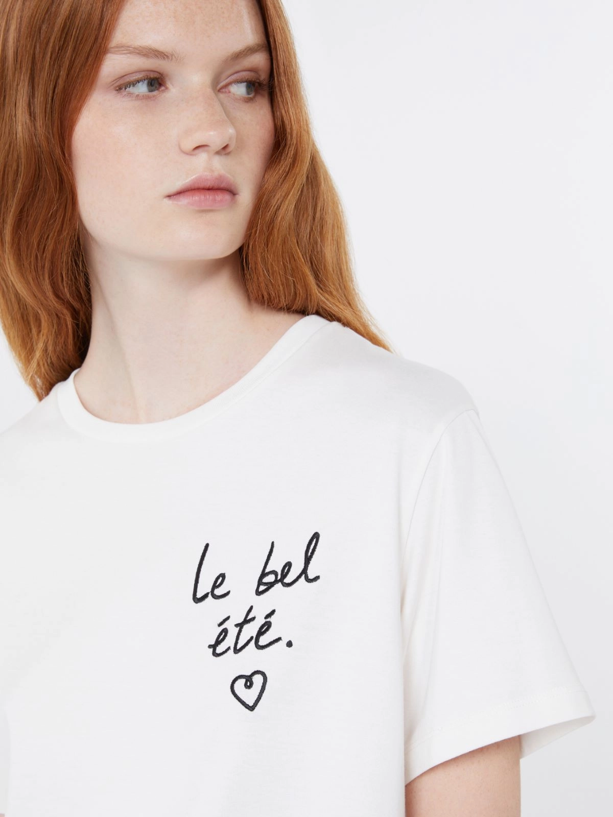 BORA Graphic Chest Logo T-shirt WHITE