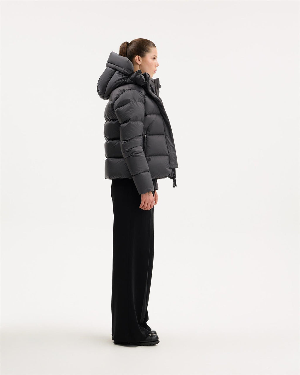 Stella Short Down Jacket Titan