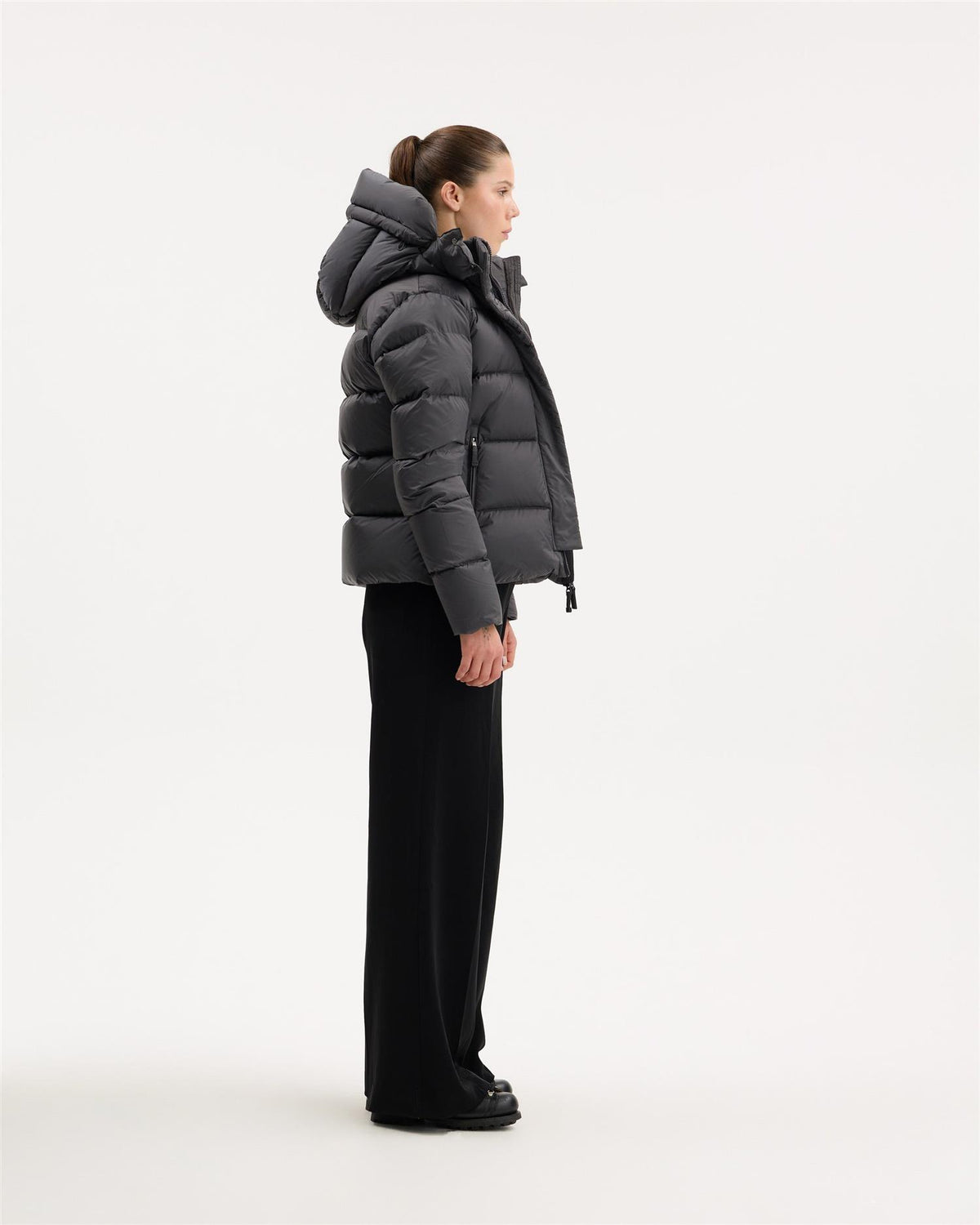 Stella Short Down Jacket Titan