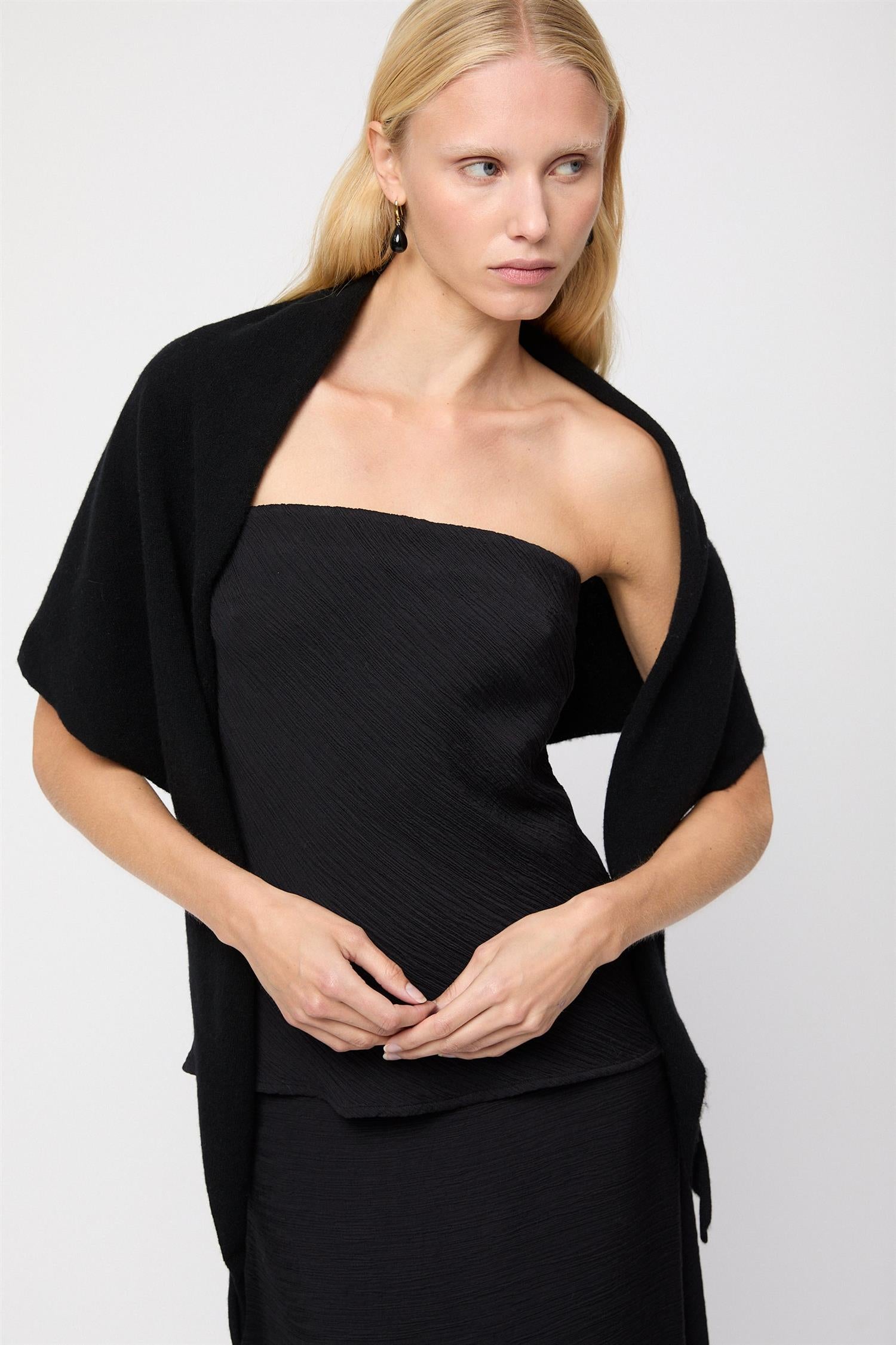 Amara Strapless Top Black