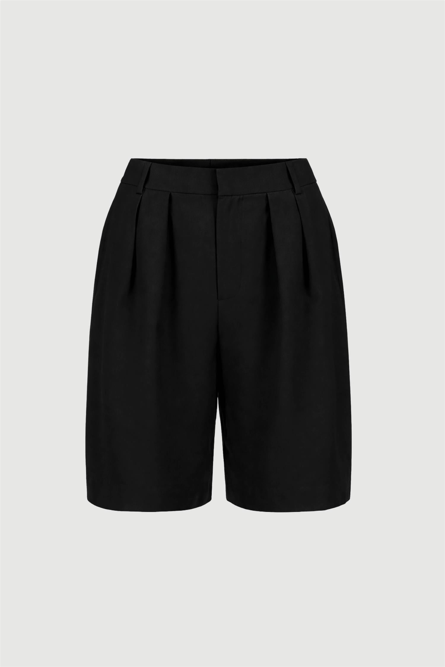 Arles Wool Pleated Shorts Black