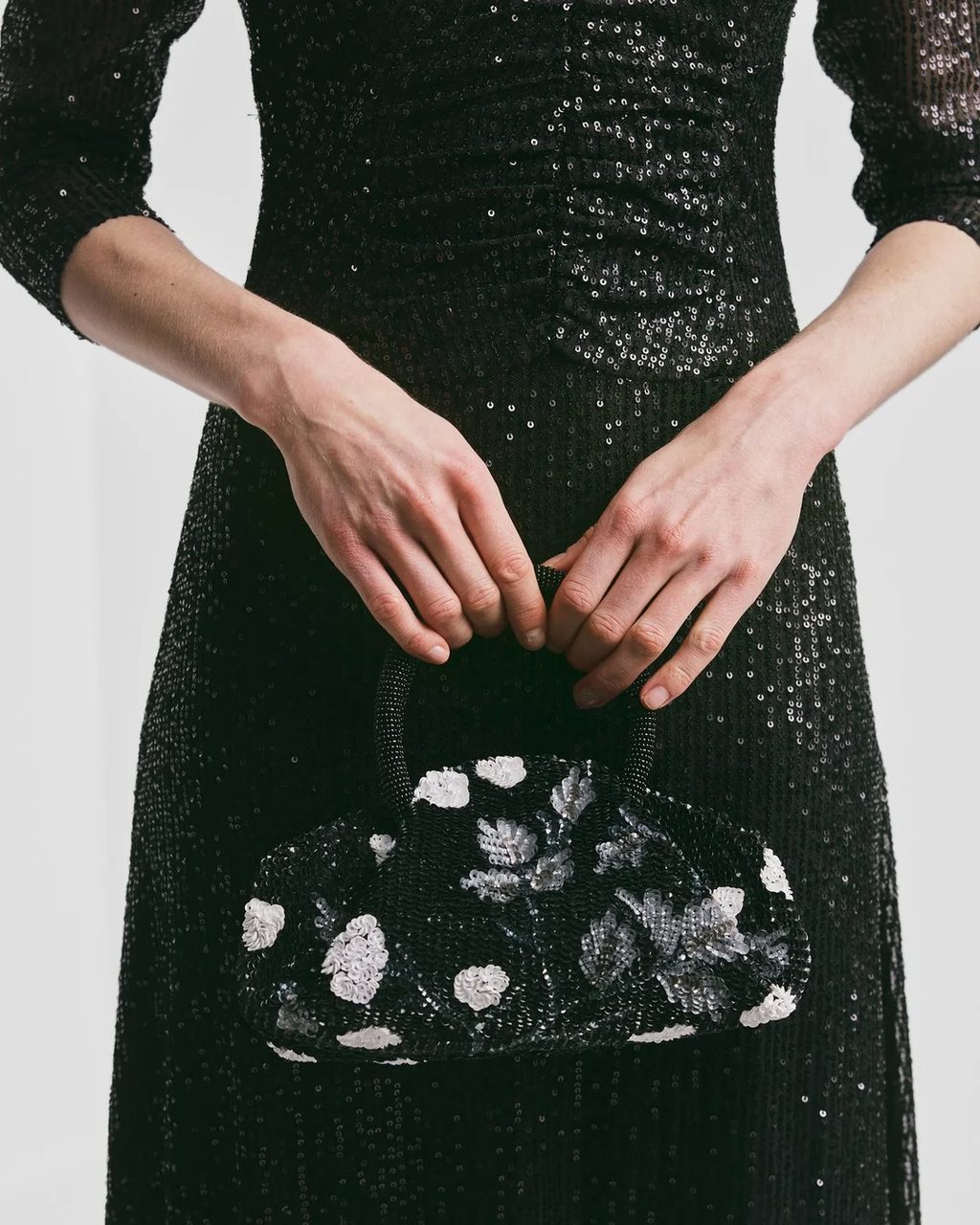 Beaded Purse Glamour