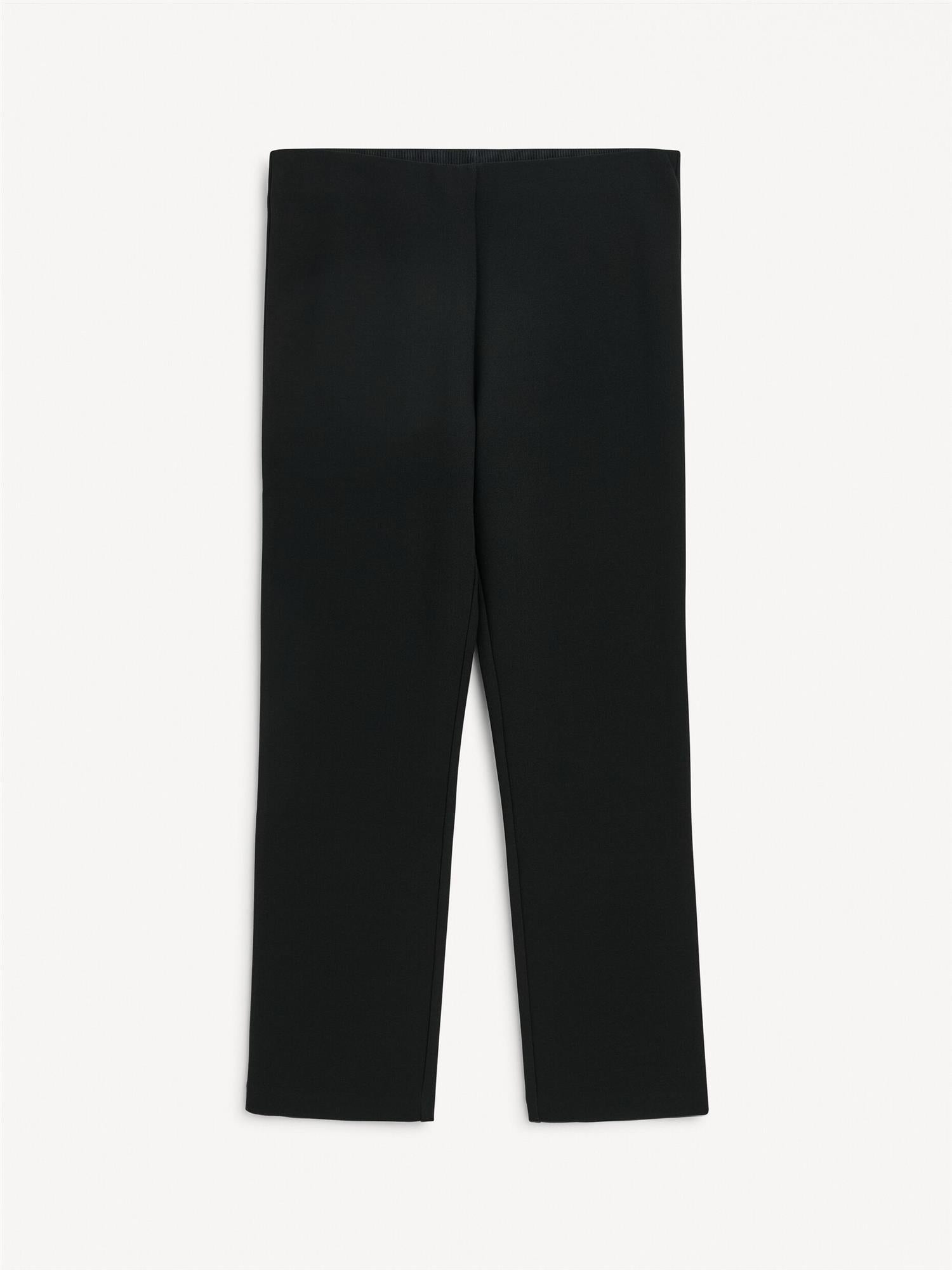 VILEA Cropped Trousers Black