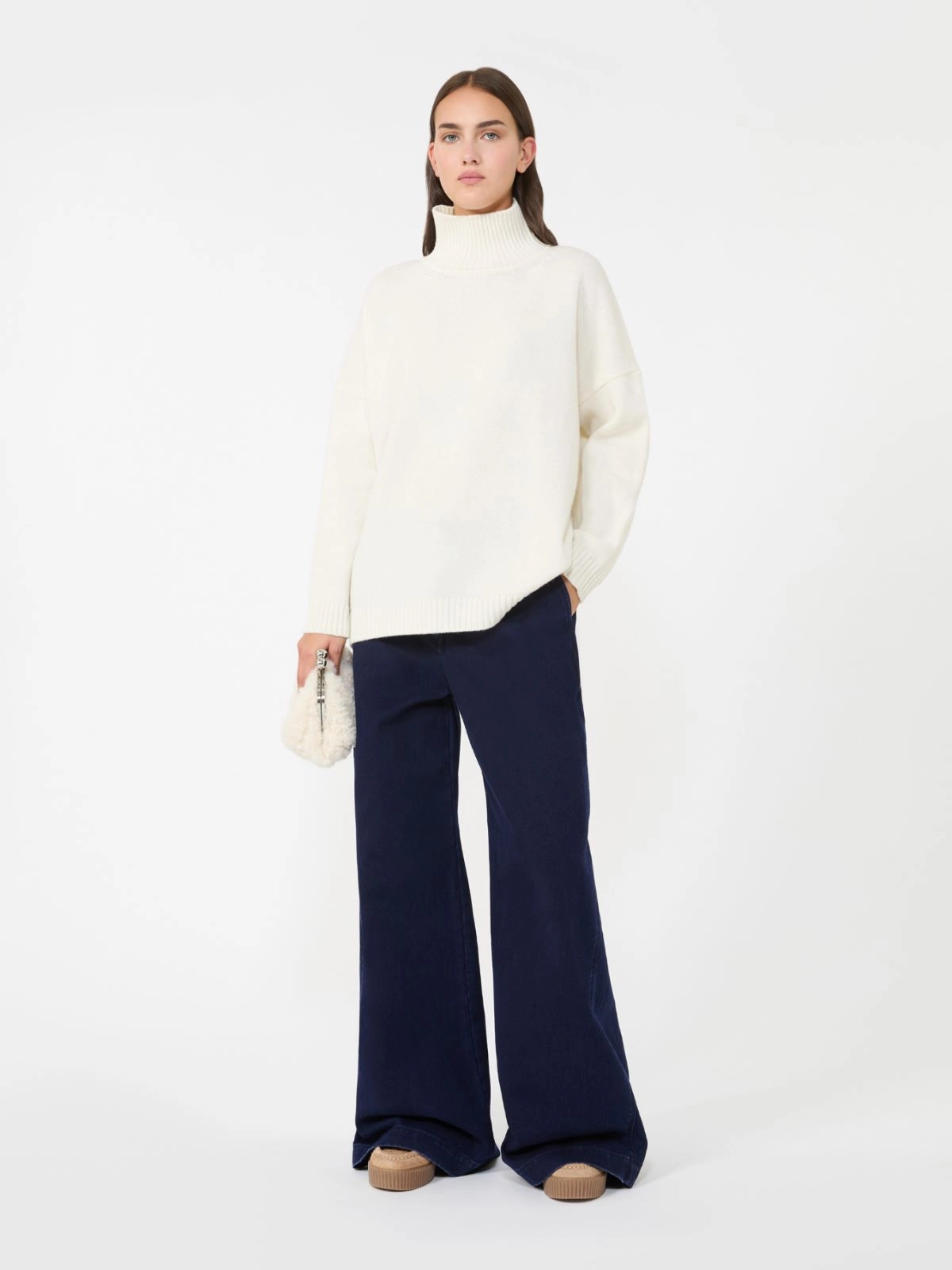 BORGIA Wool Knit Turtleneck Sweater Ecru