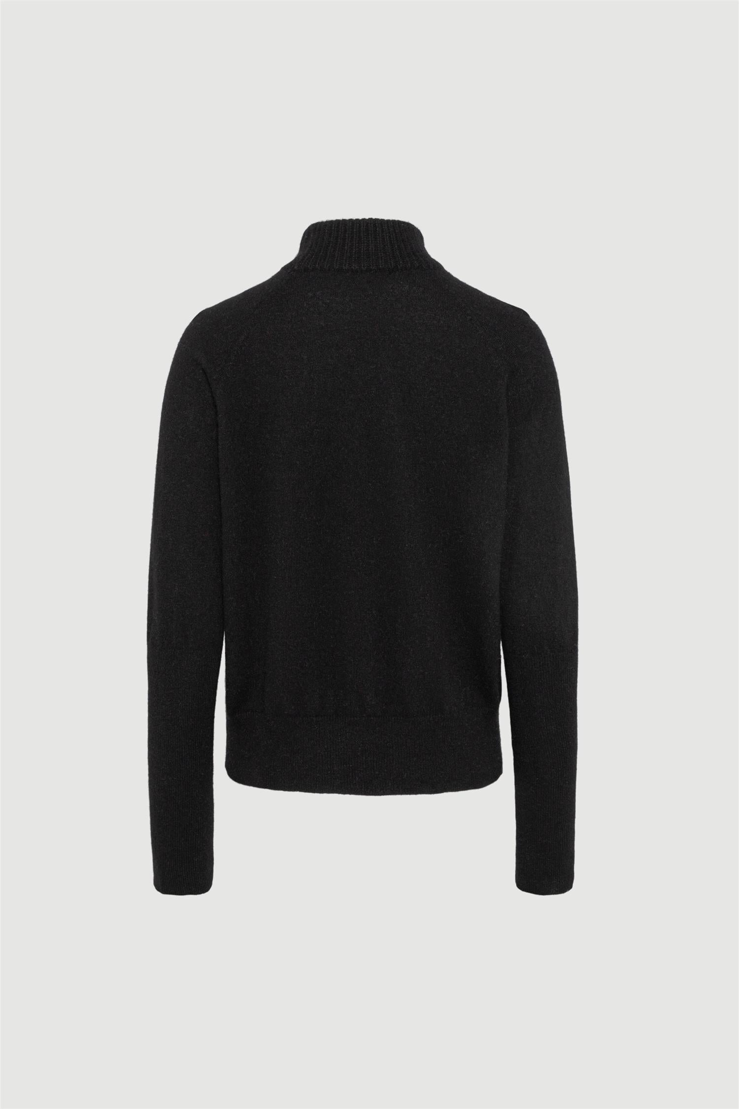 Vienna Knitted Cashmere Turtleneck Black