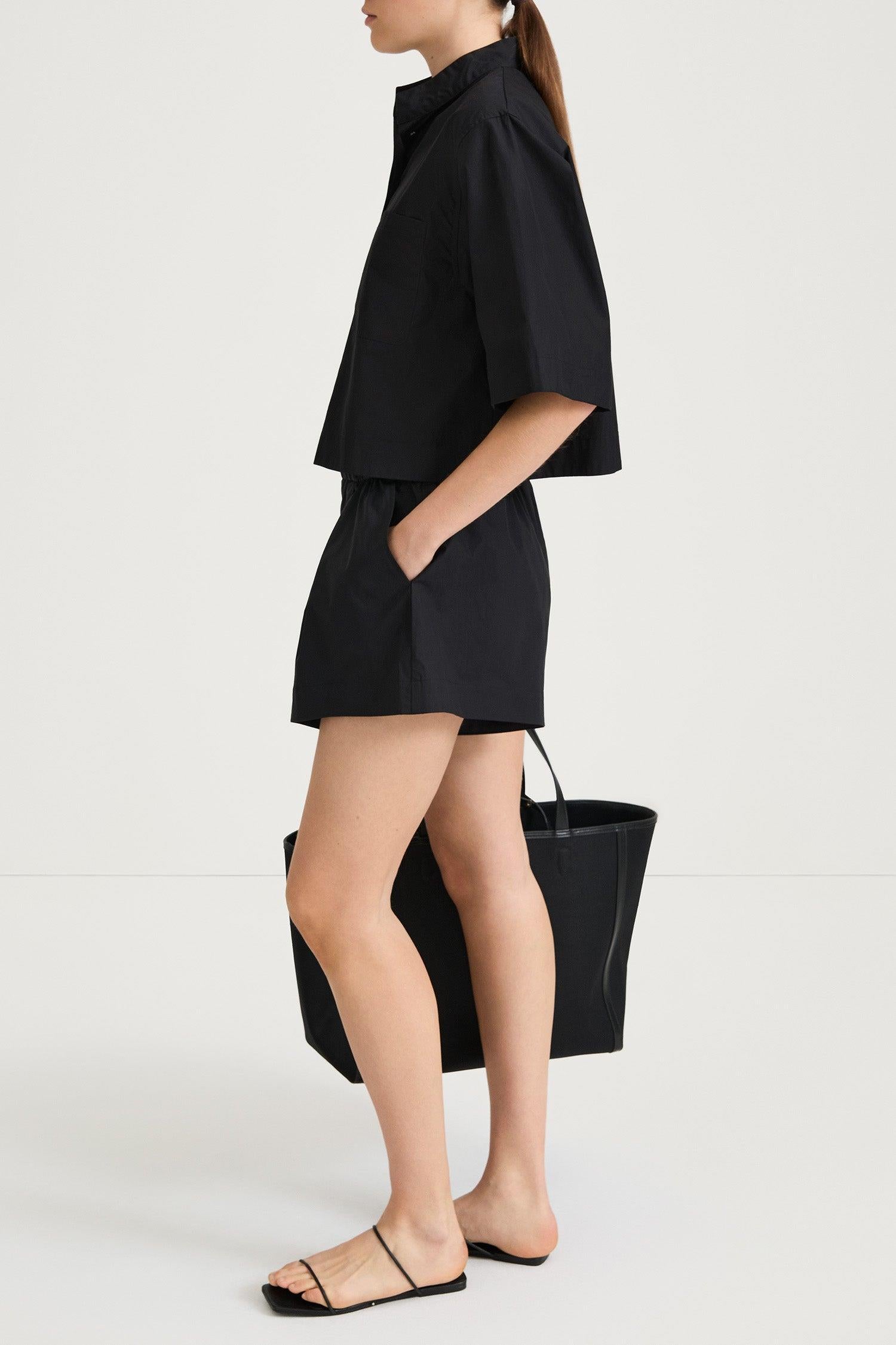 JOJO SHORTS BLACK