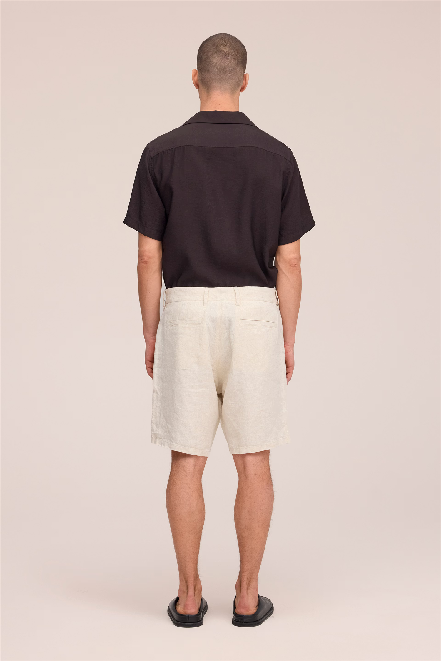 Aden 1454 Linen Shorts Oat