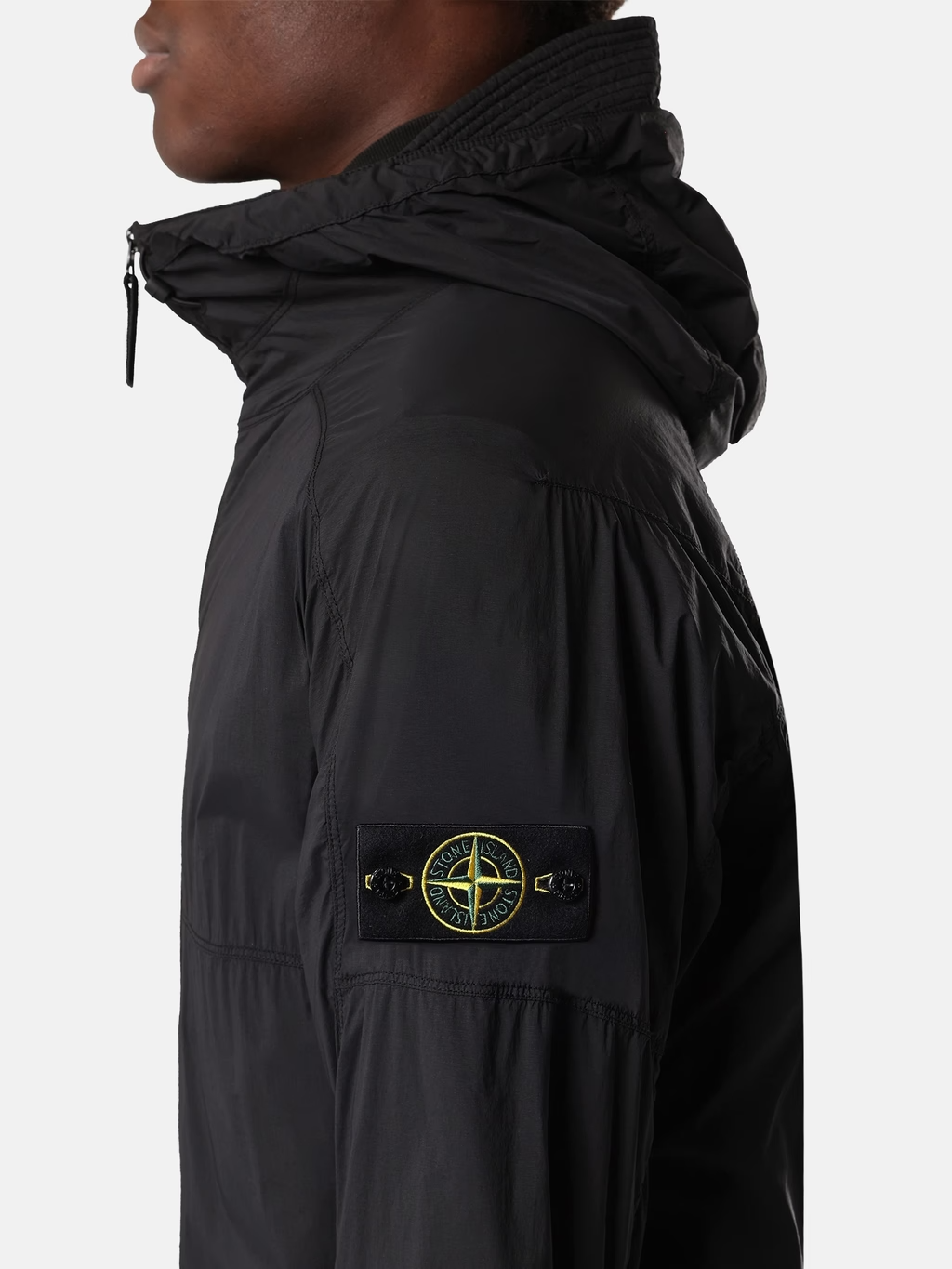 ULTRALIGHT NYLON HOODED JACKET BLACK