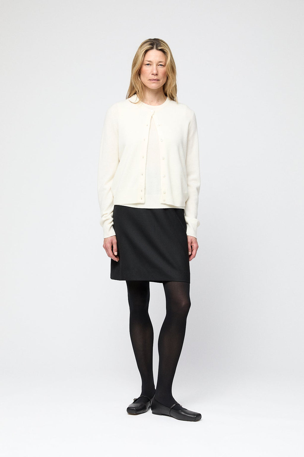 Classic Wool Cardigan Macadamia