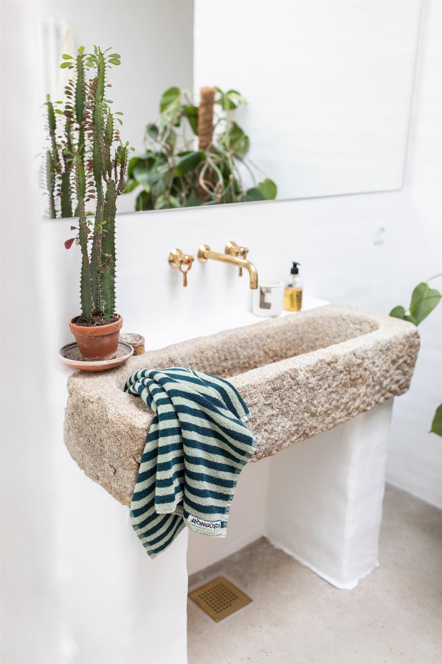 NARAM Hand TOWEL 50x80cm sea foam/deep teal
