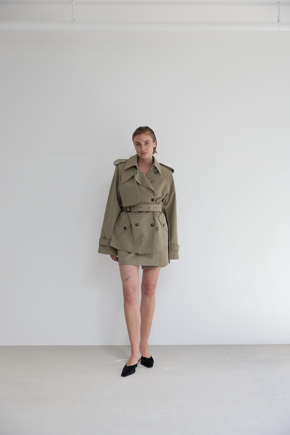 Majorstuen Cotton Short Trench Jacket Khaki