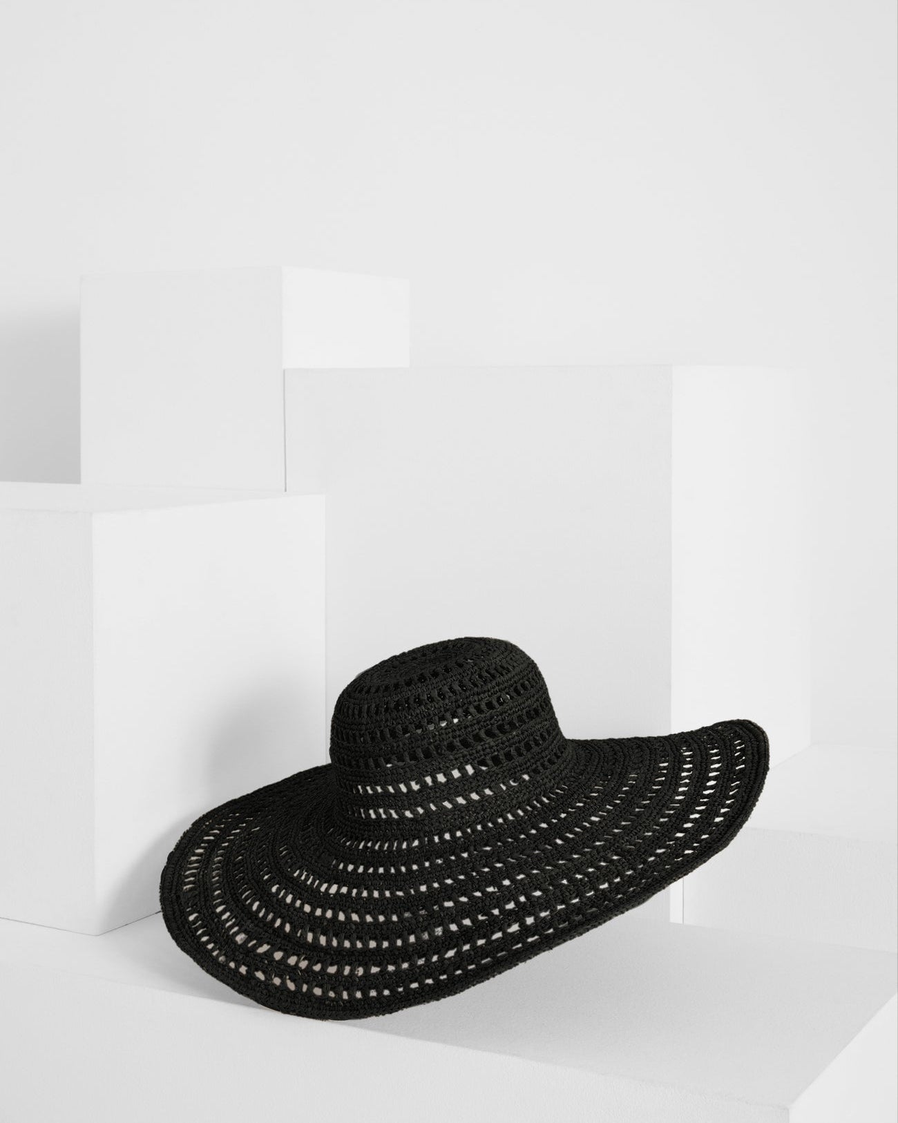 Miaro Hat Black