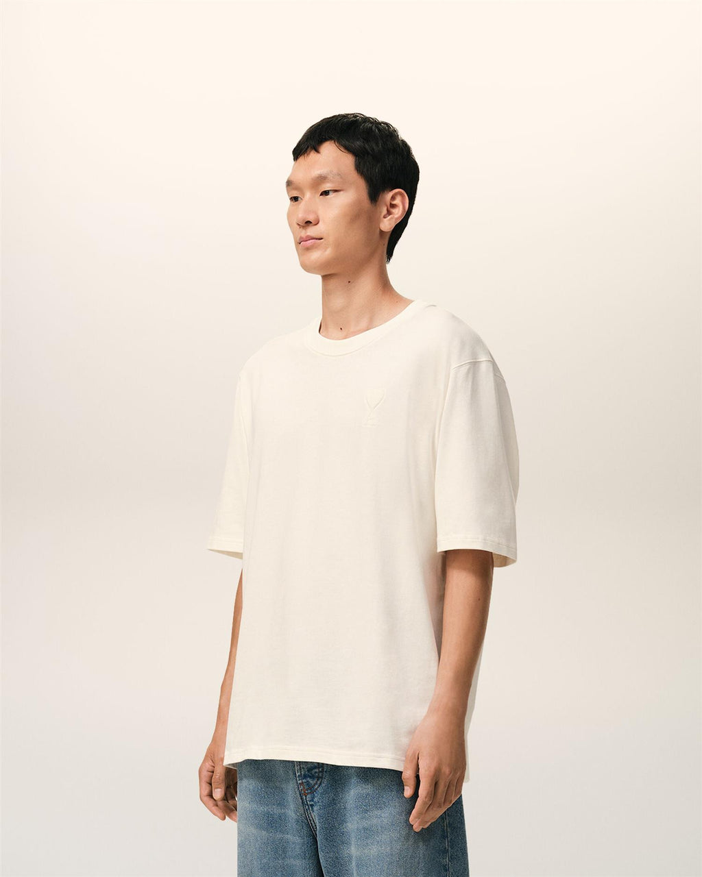 TONAL EMBOSSED BIG AMI DE COEUR T-SHIRT CREAM