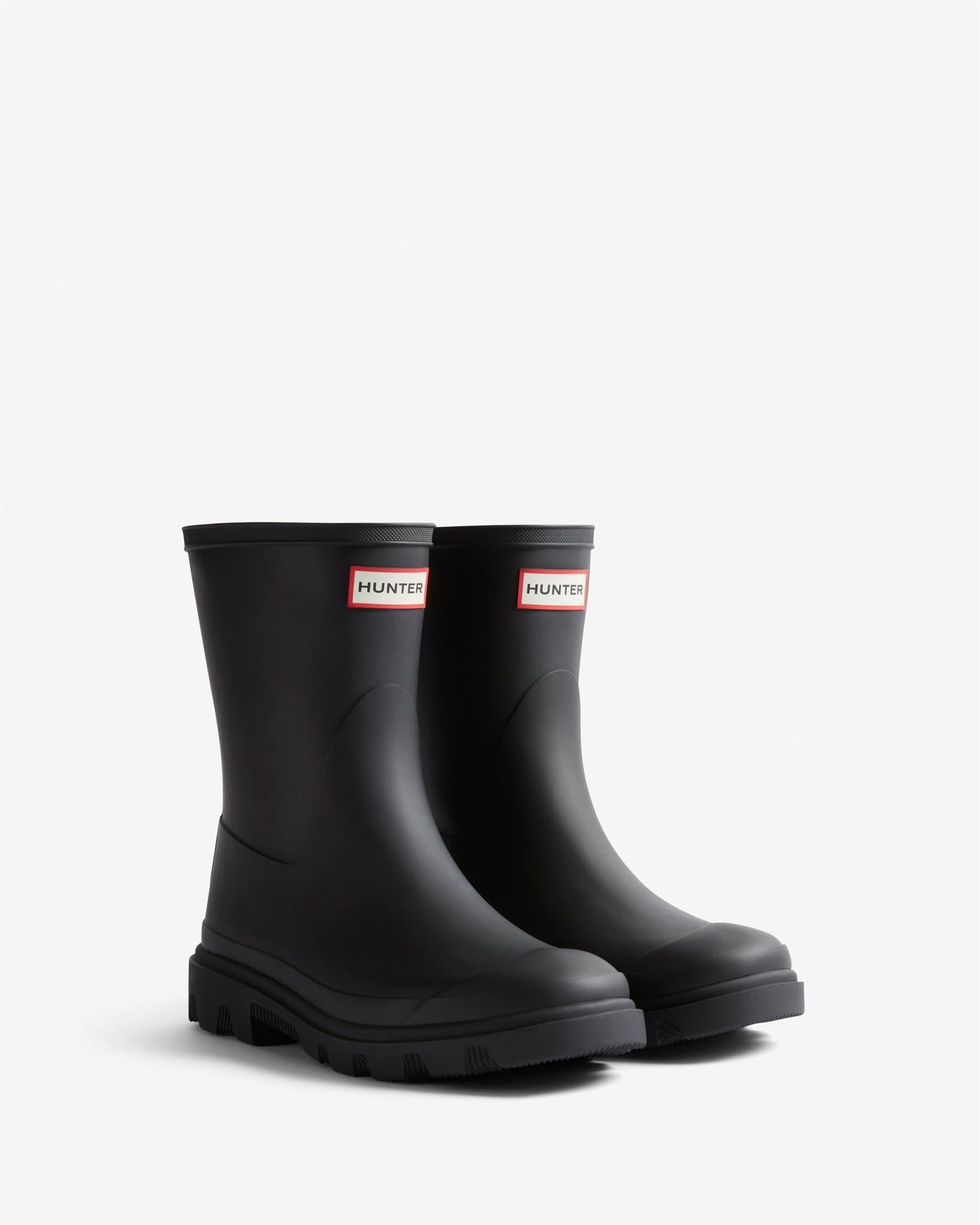 DOWNPOUR SHORT BOOT Black