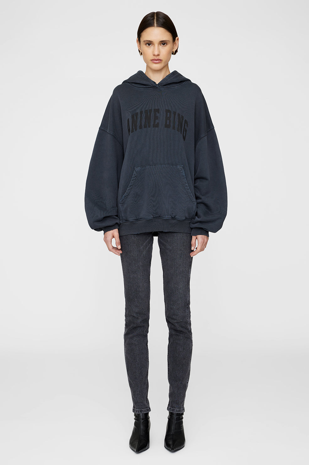 HARVEY HOODIE DARK WASHED BLACK