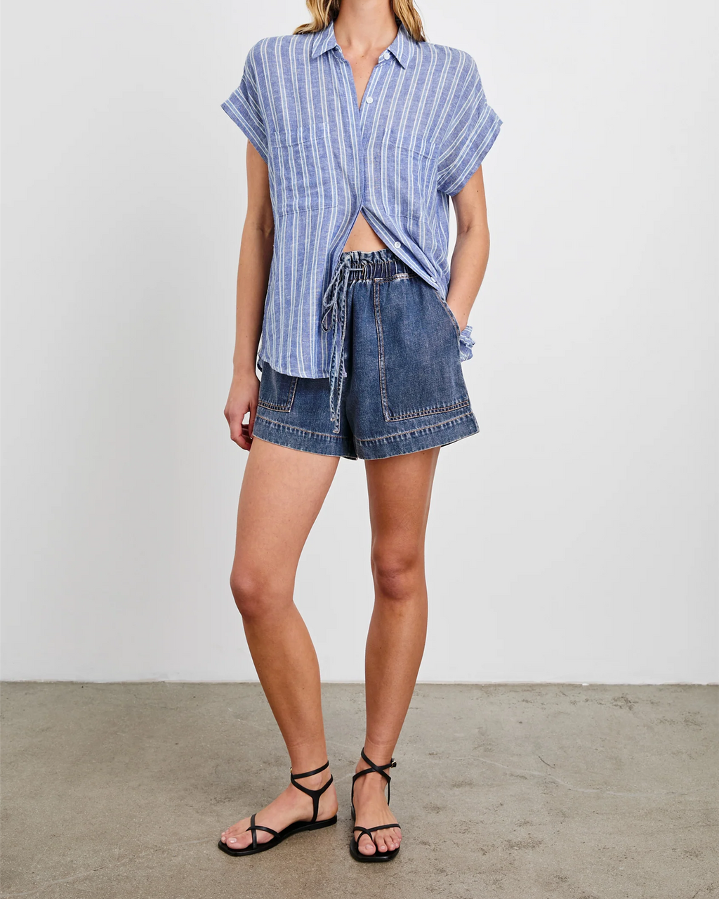 FOSTER SHORTS CLASSIC BLUE