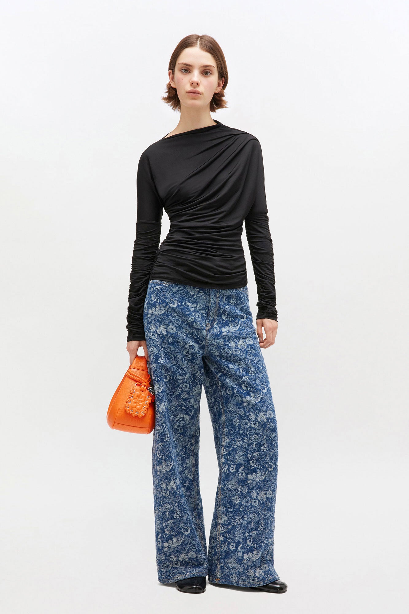 SHINY JERSEY RUCHED TOP BLACK