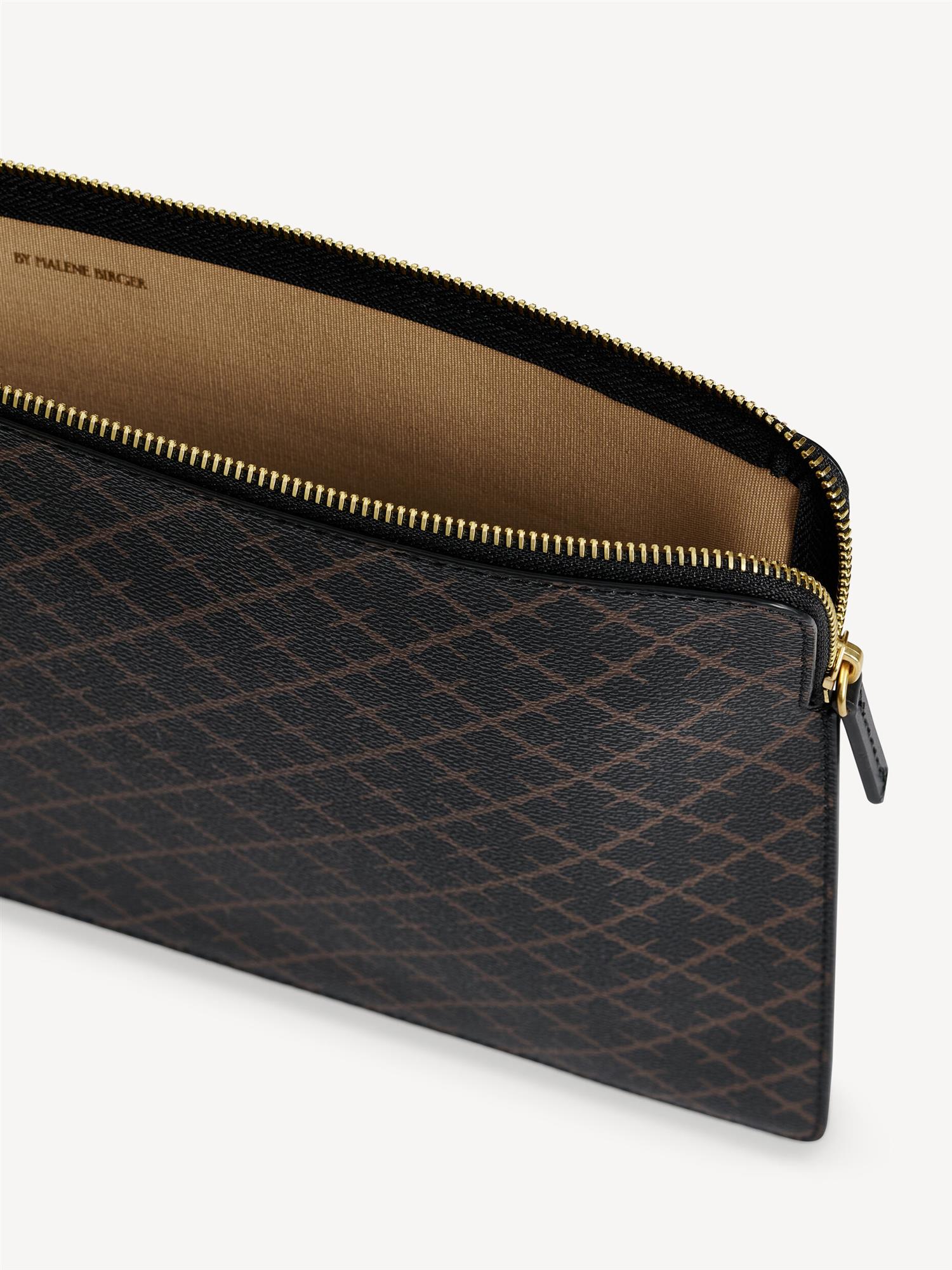 IVY LAPTOP CASE 13" DARK CHOKOLATE