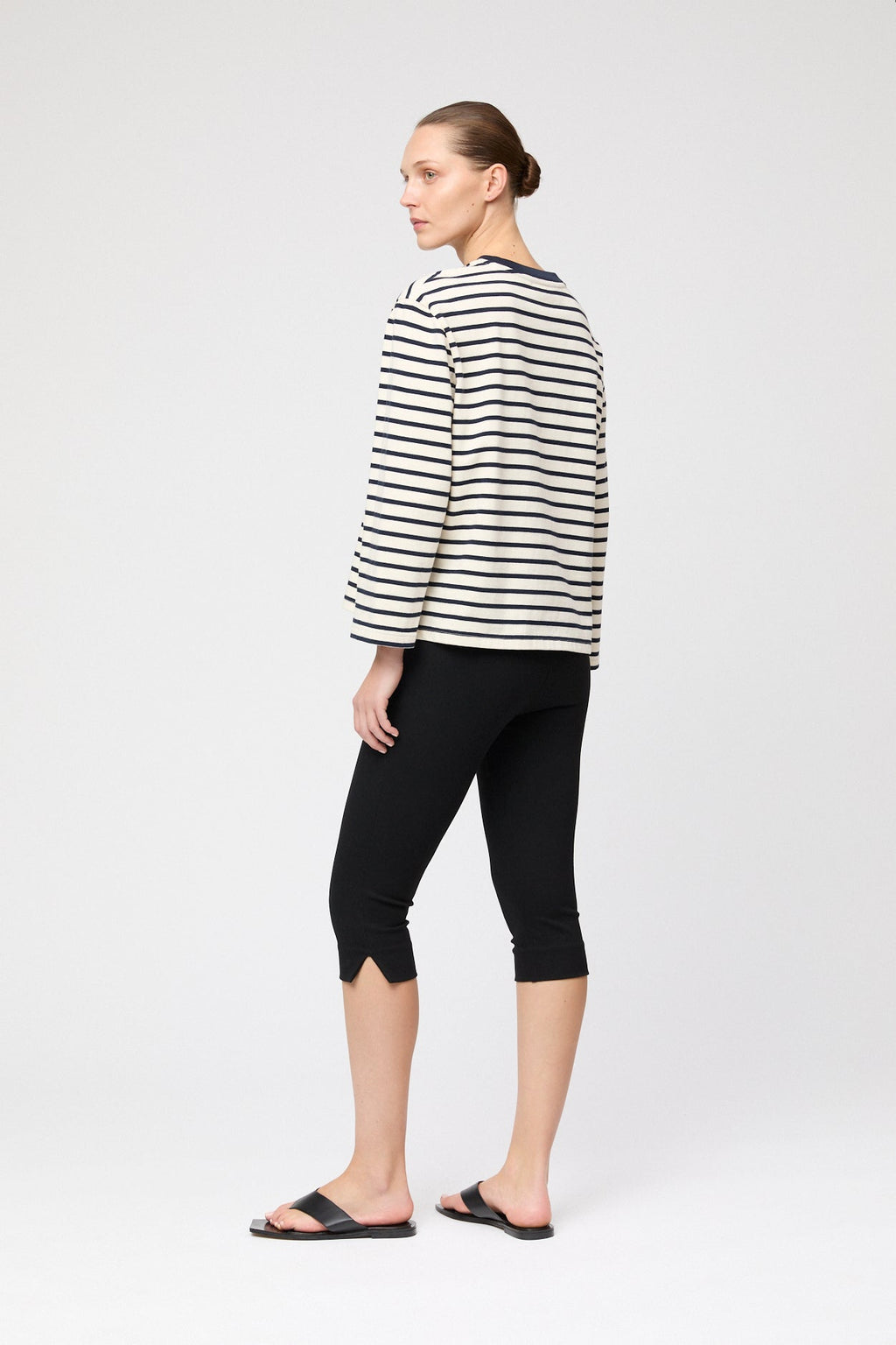 Stretch Capri Pants Jet Black