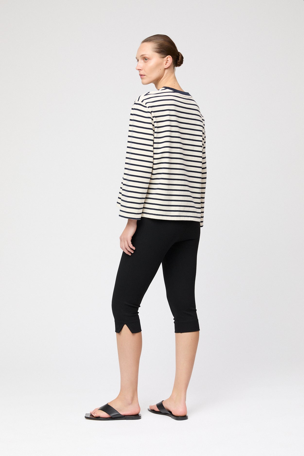 Stretch Capri Pants Jet Black