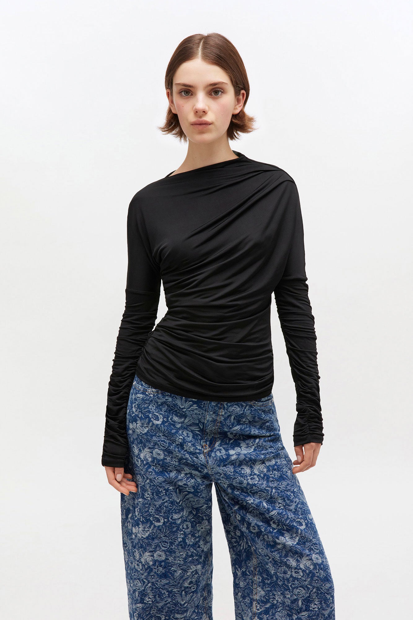 SHINY JERSEY RUCHED TOP BLACK