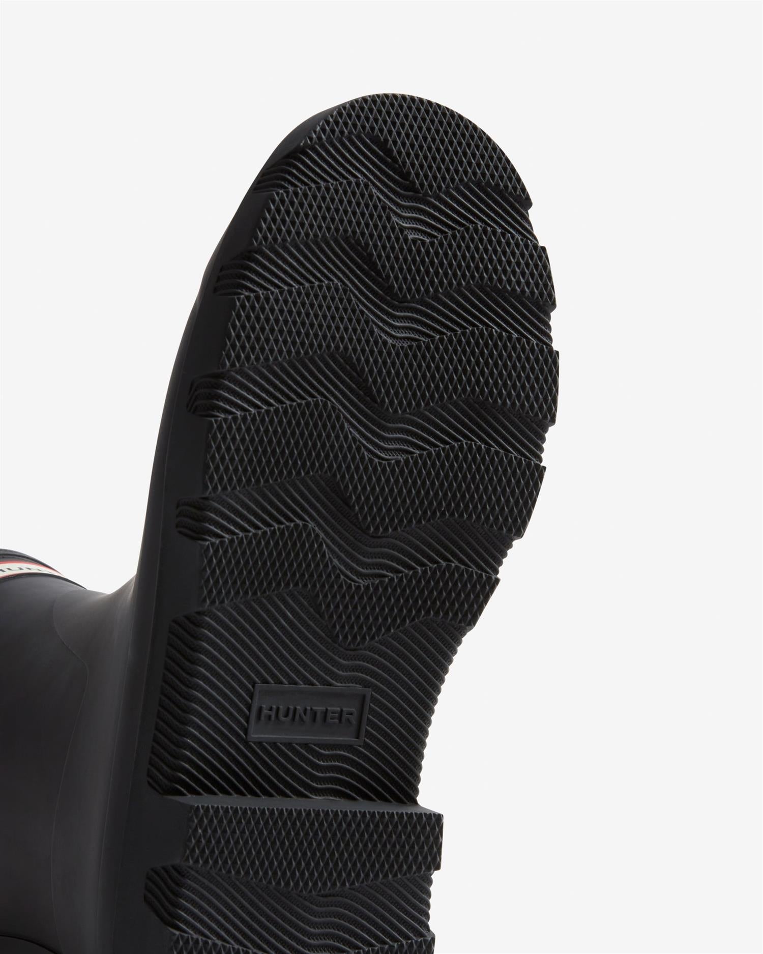DOWNPOUR SHORT BOOT Black