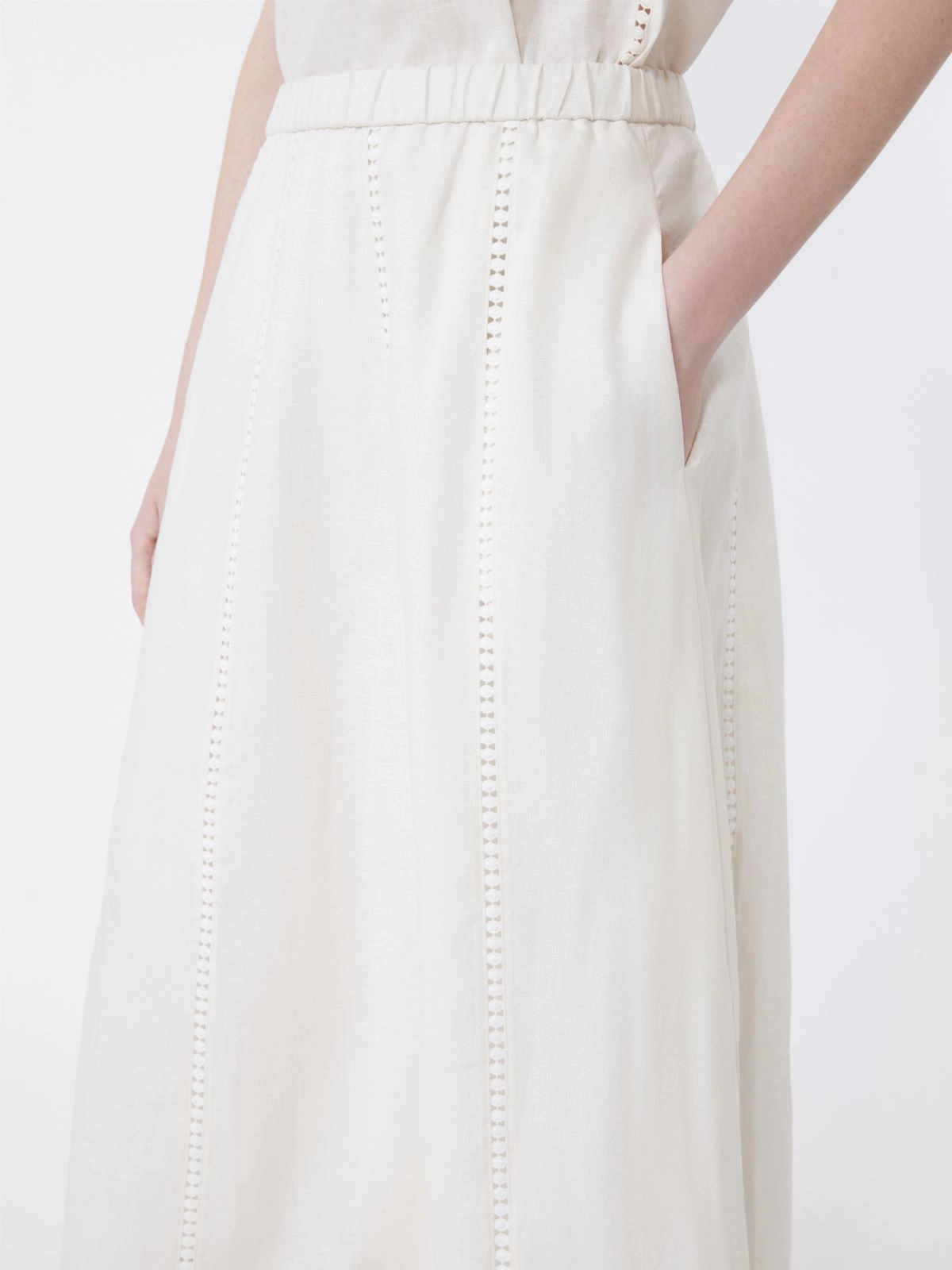 GERGO À Jour Embroidered Linen Skirt ECRU