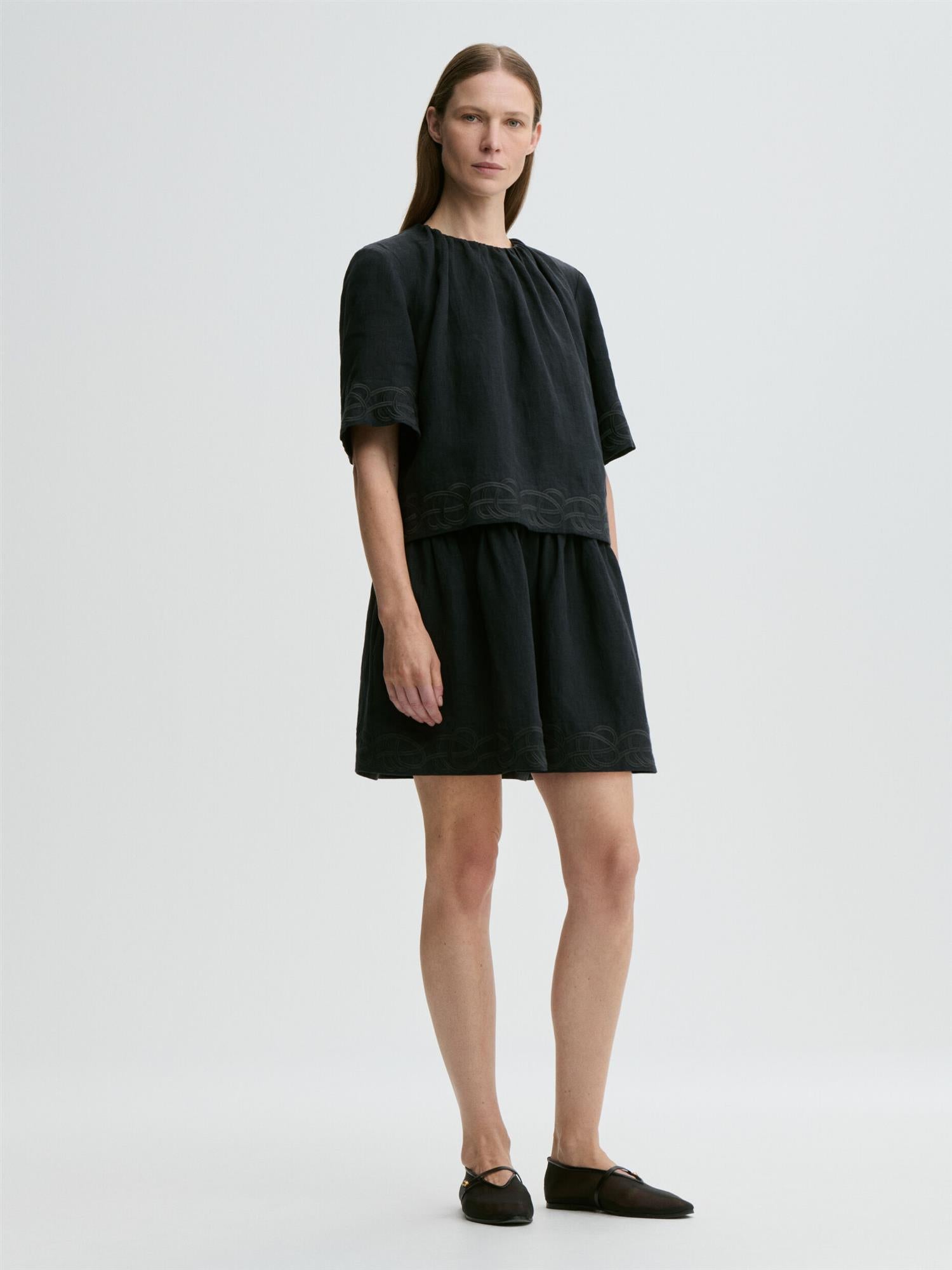 Jania linen mini dress Black