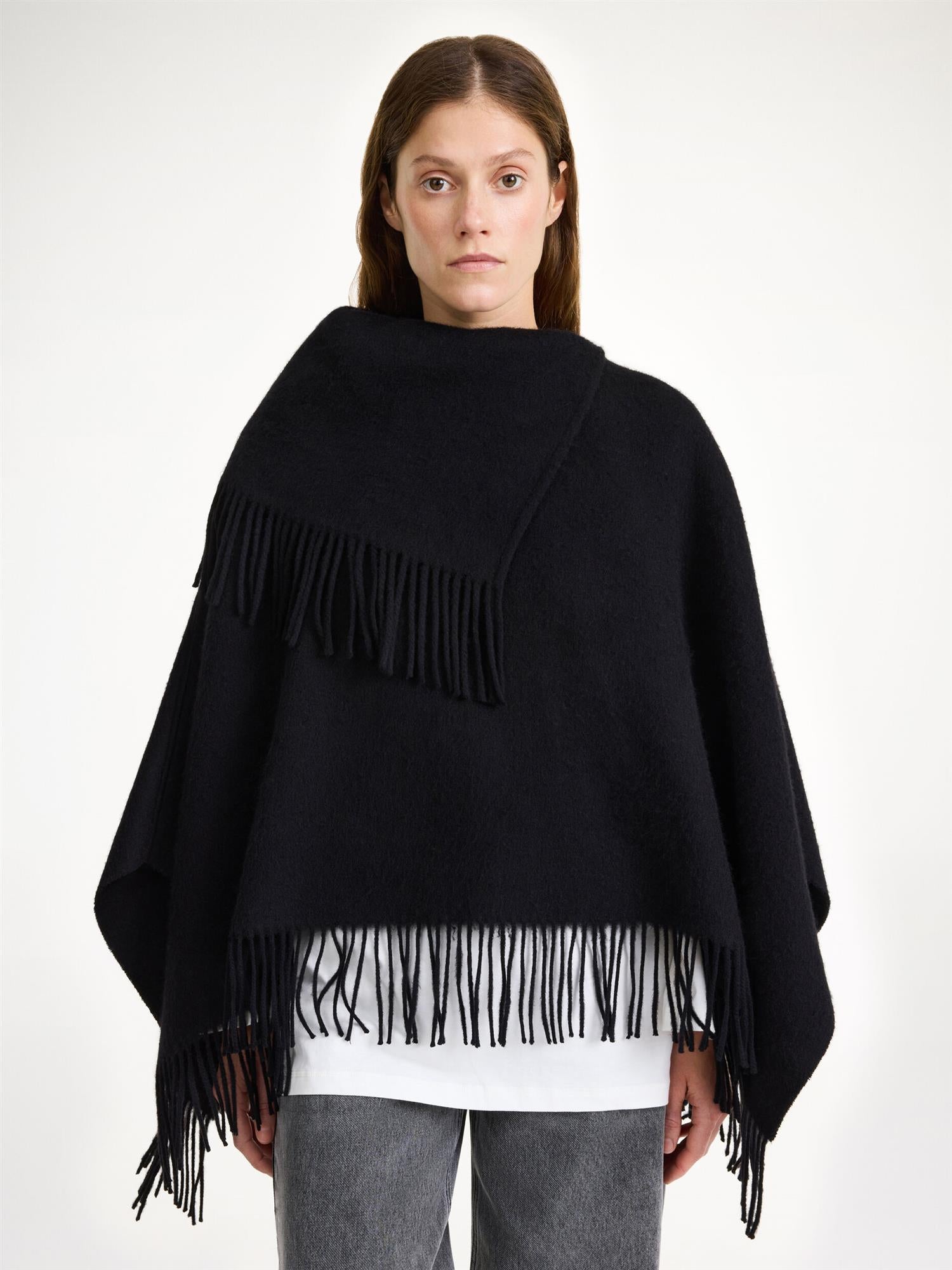 TURTMA Wool Poncho Black