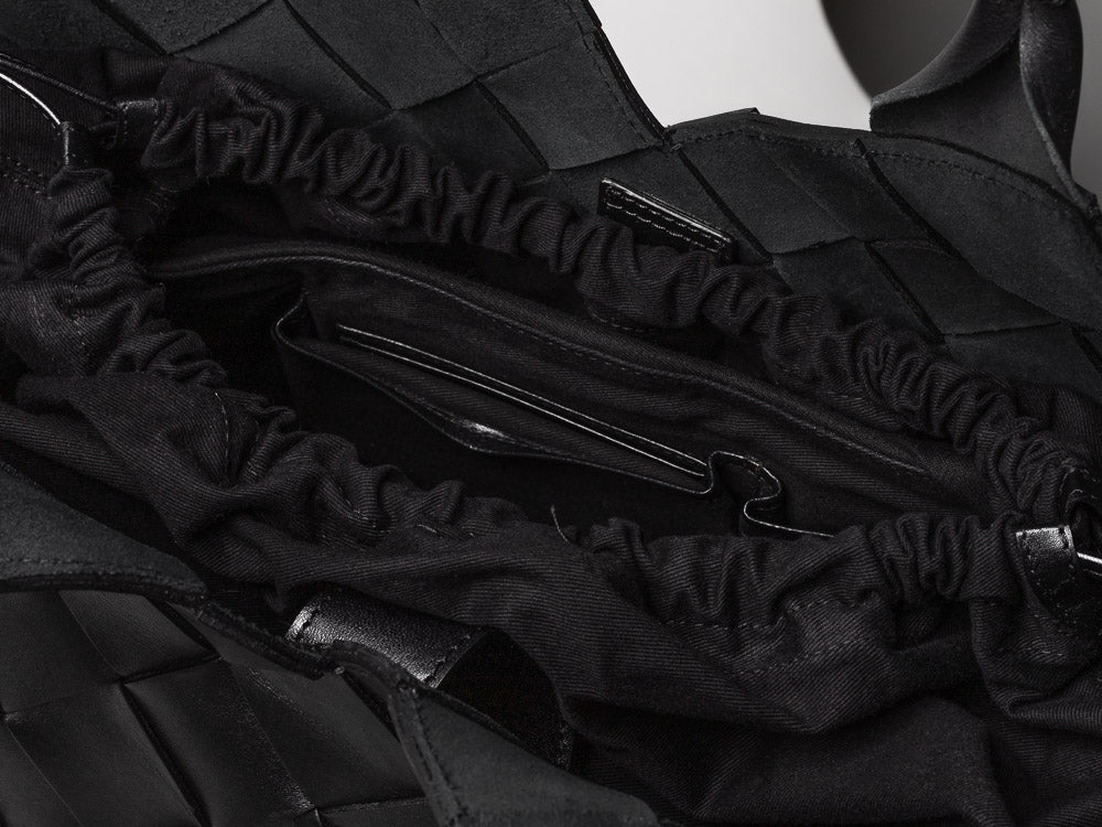 Misu L Shoulder Bag Black