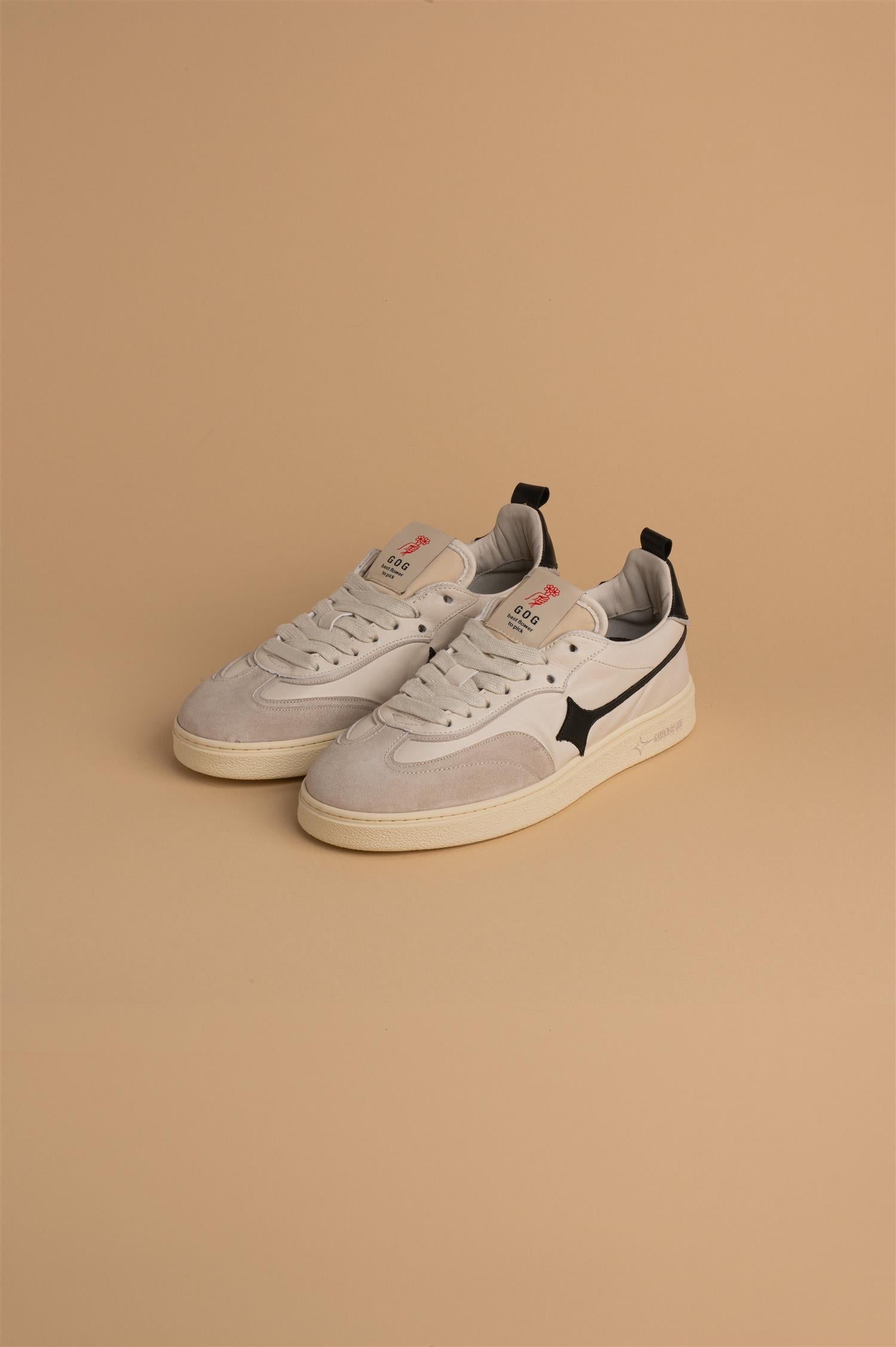 Earth Leather Sneaker Off White/Black