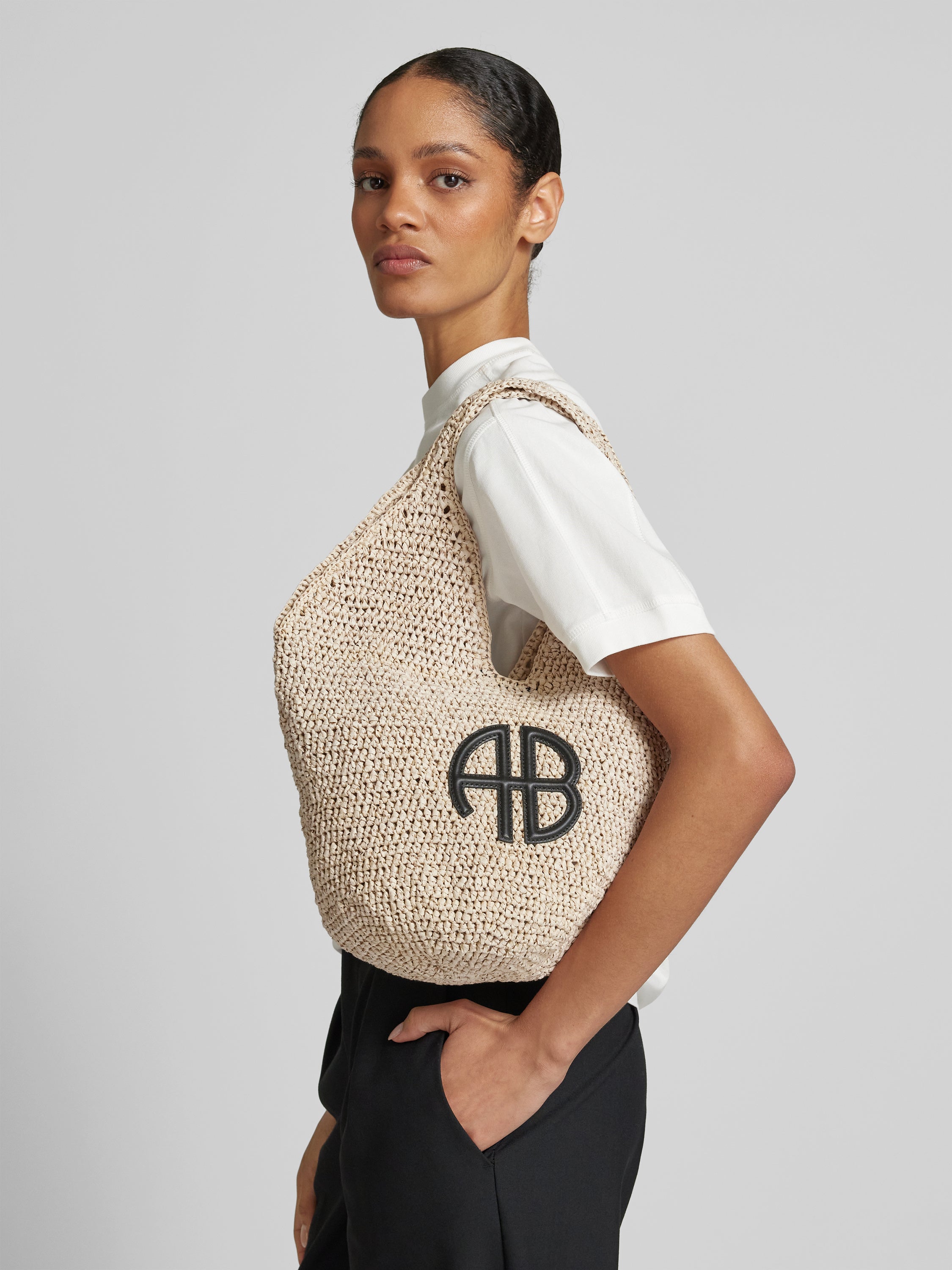 SMALL LEAH HOBO BAG NATURAL WITH BLACK