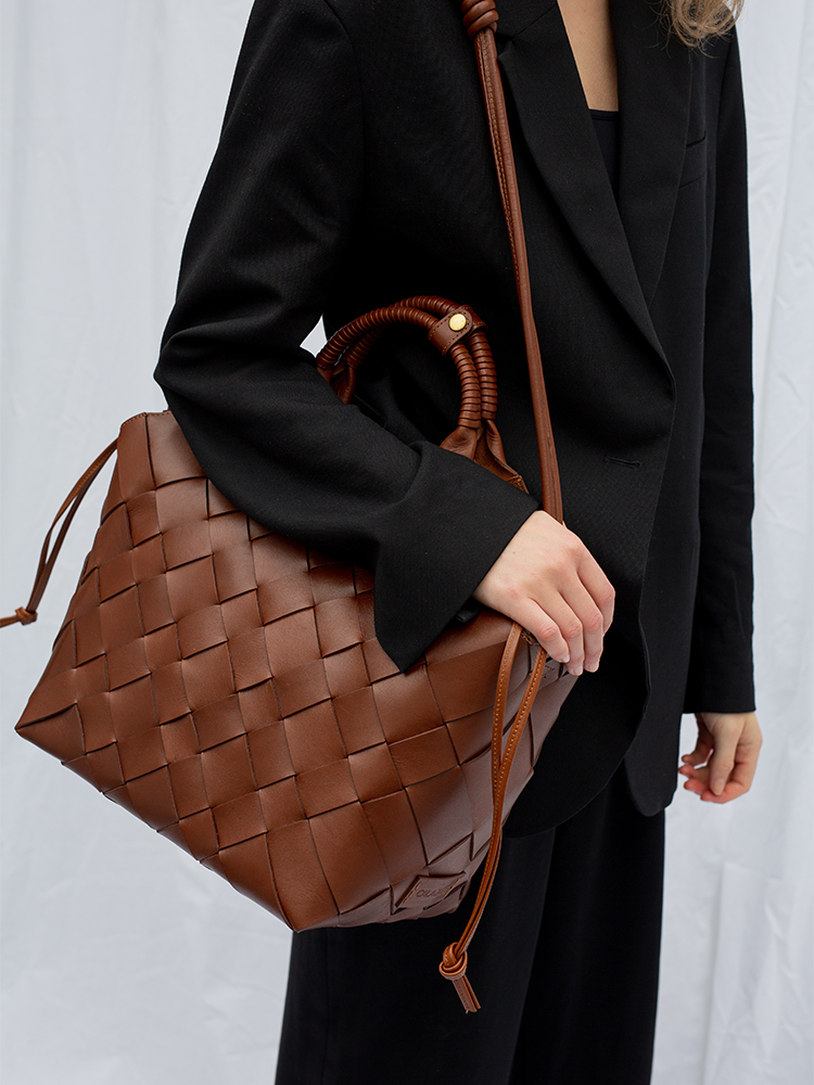 MISU L Shoulder Bag NUTMEG