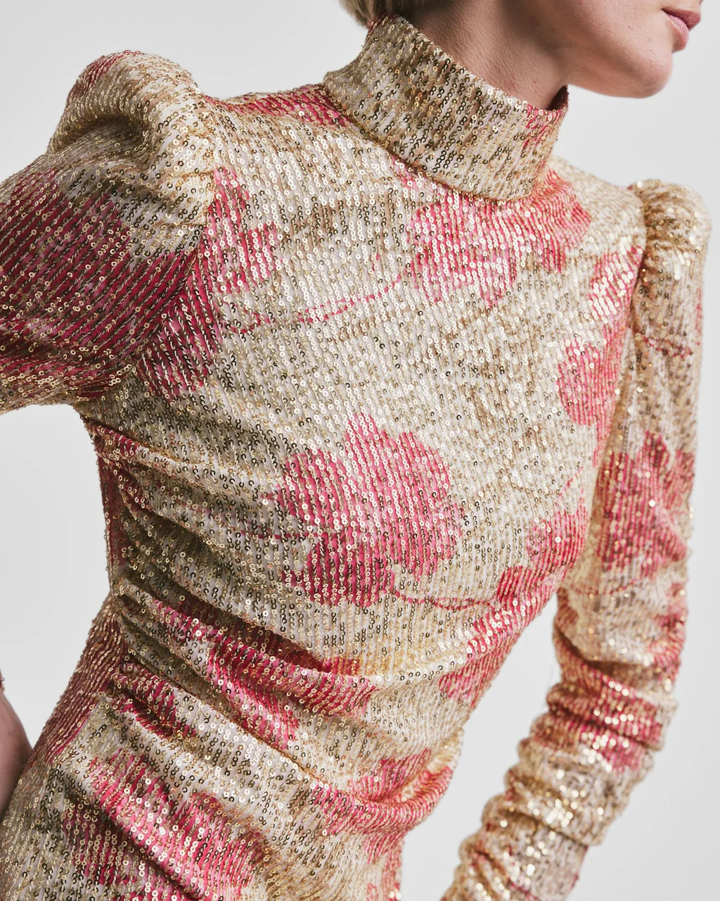 Sequins Rouching Dress Serenade