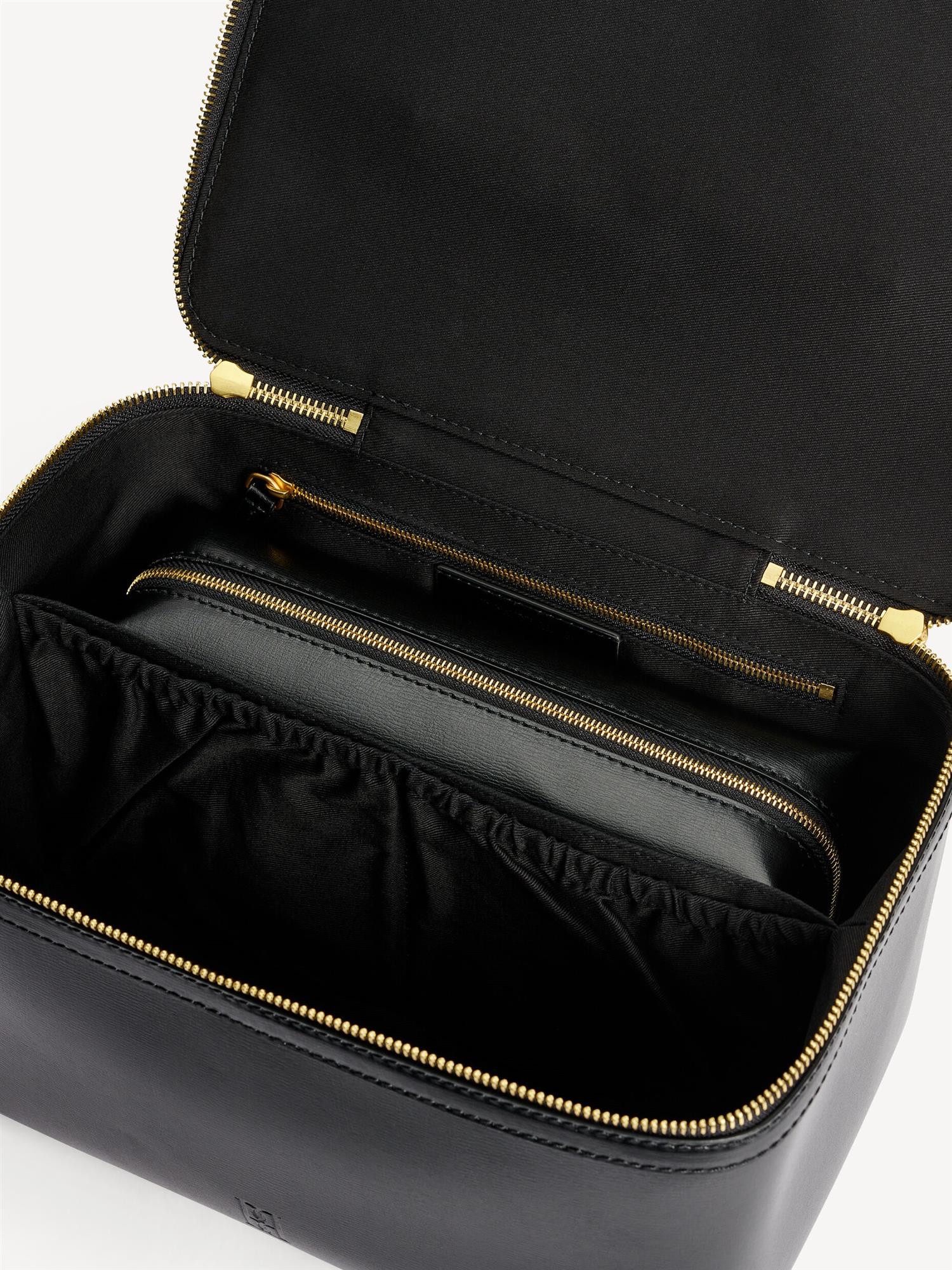 AYA BEAUTY Bag Black