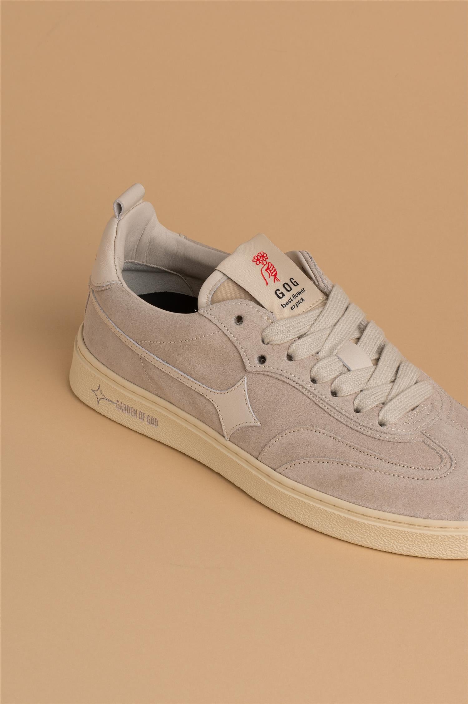 Earth Suede Sneaker Taupe