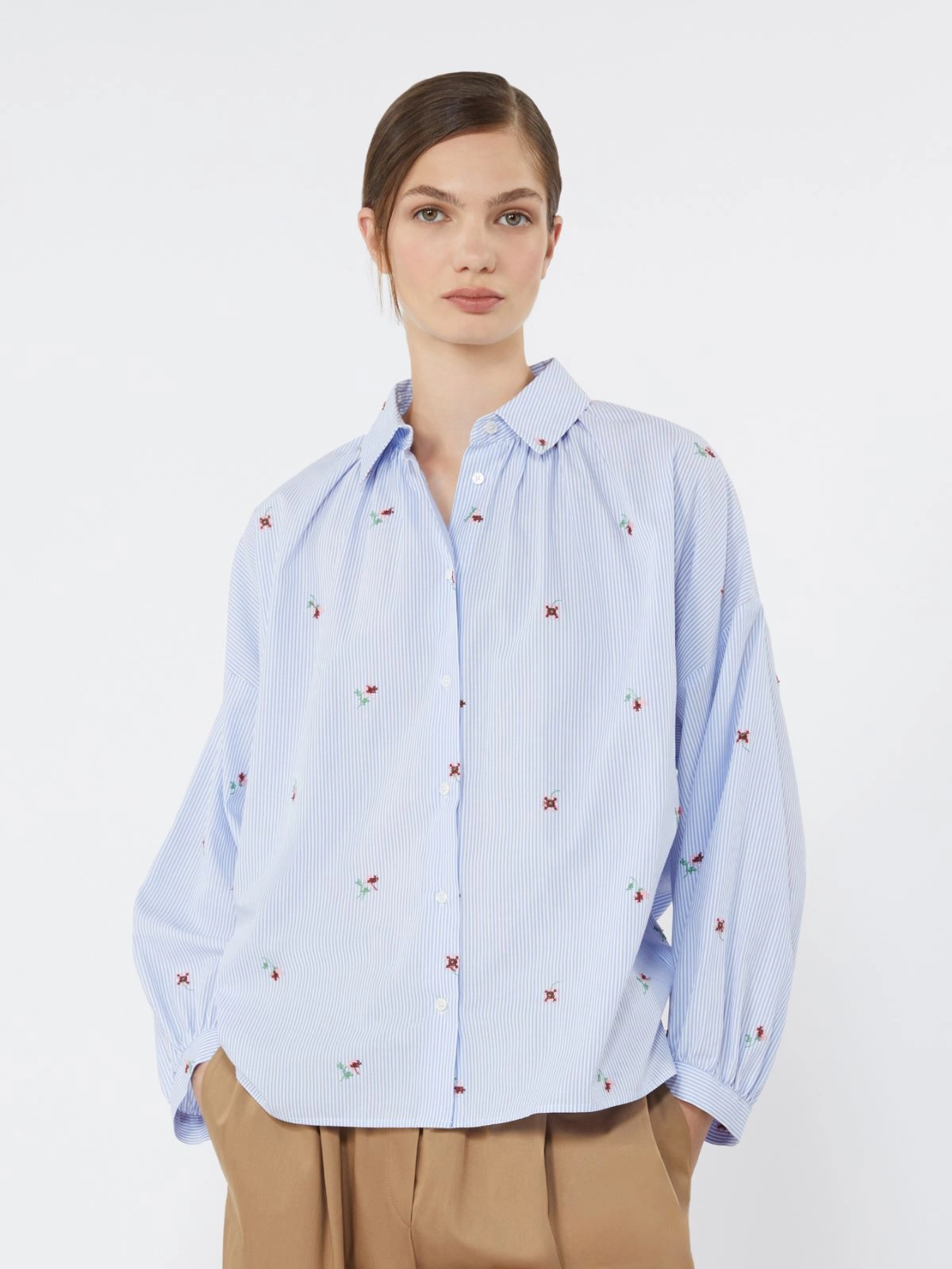 BUTTERFLY Embroidered Poplin Shirt LIGHT BLUE