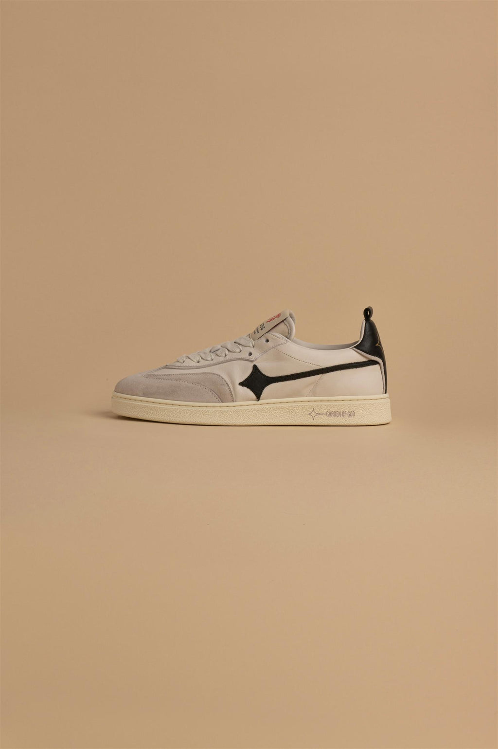 Earth Leather Sneaker Off White/Black