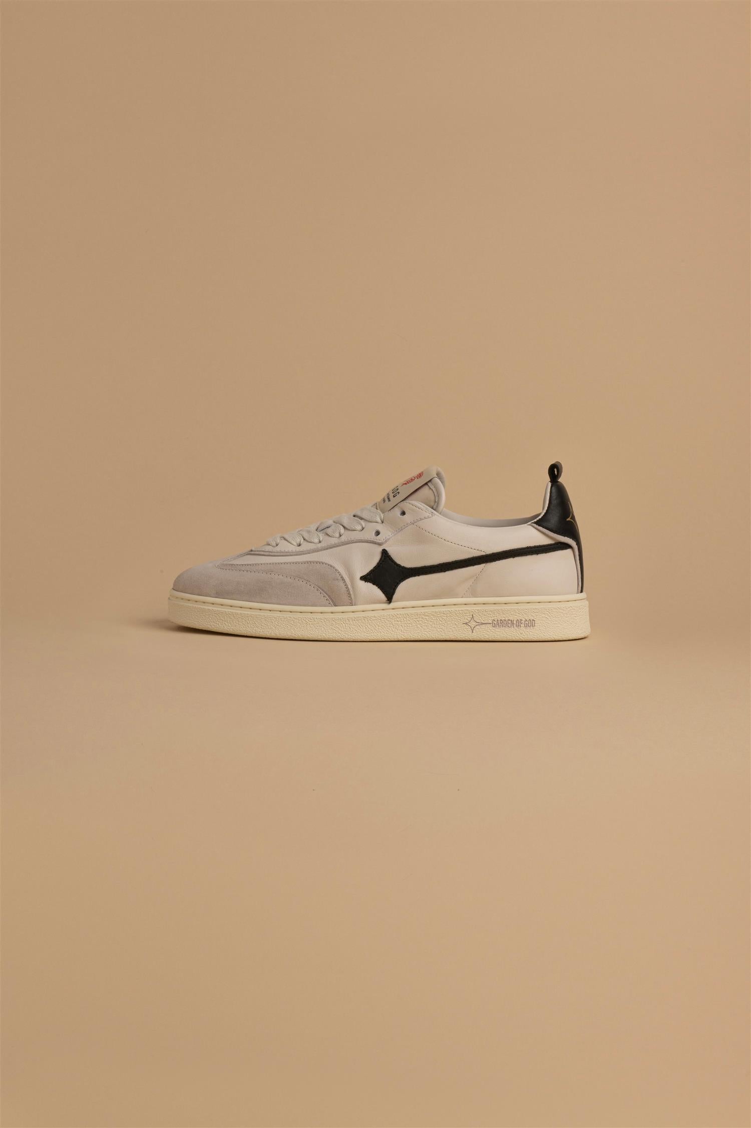 Earth Leather Sneaker Off White/Black