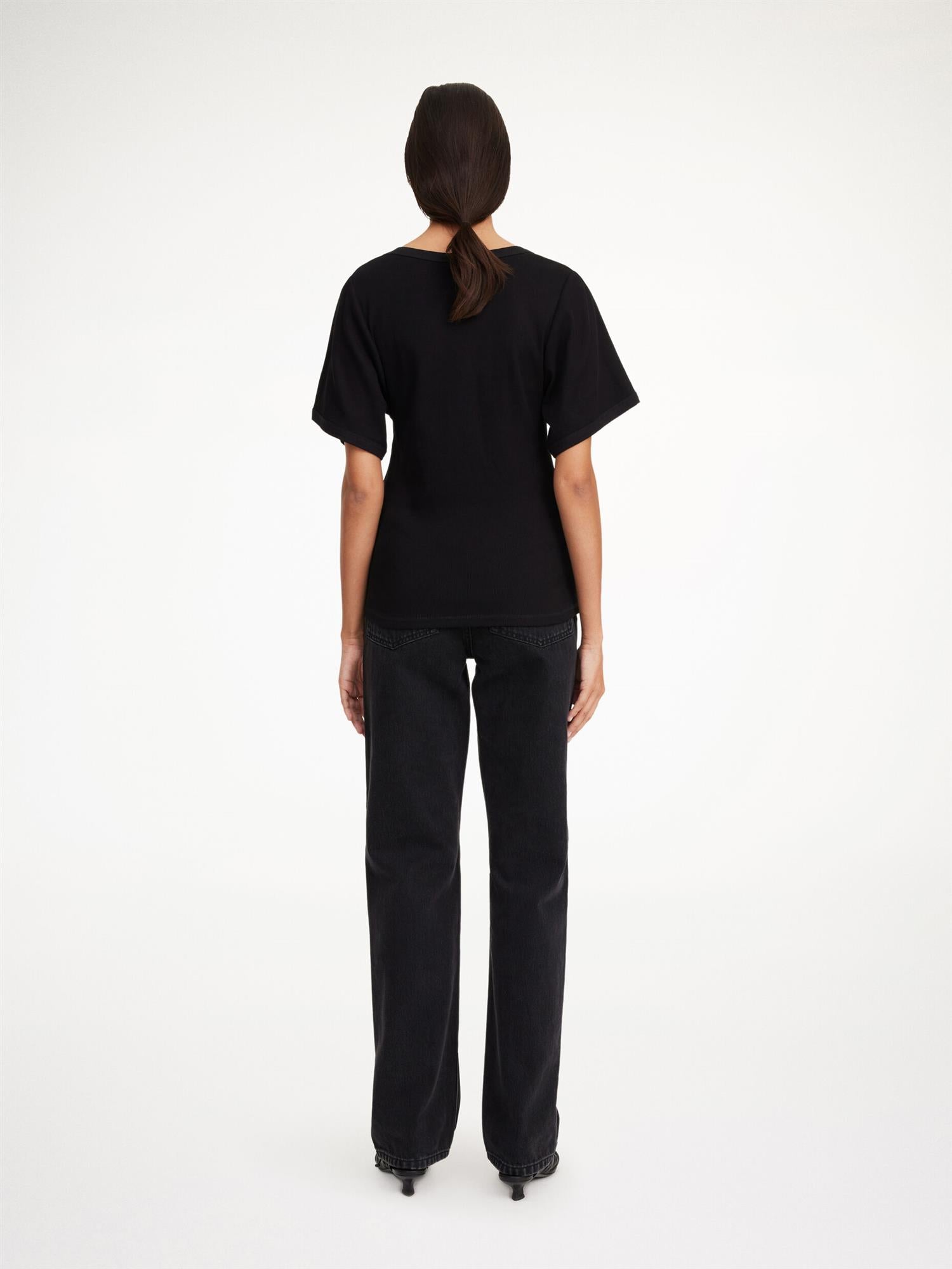 LUNAI T-Shirt Black