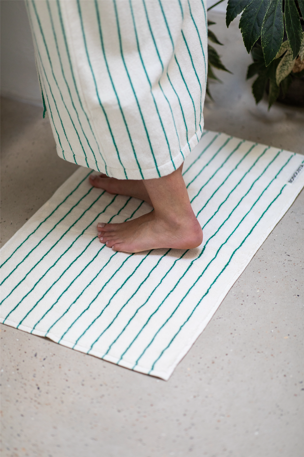NARAM BATH MAT pure white/grass