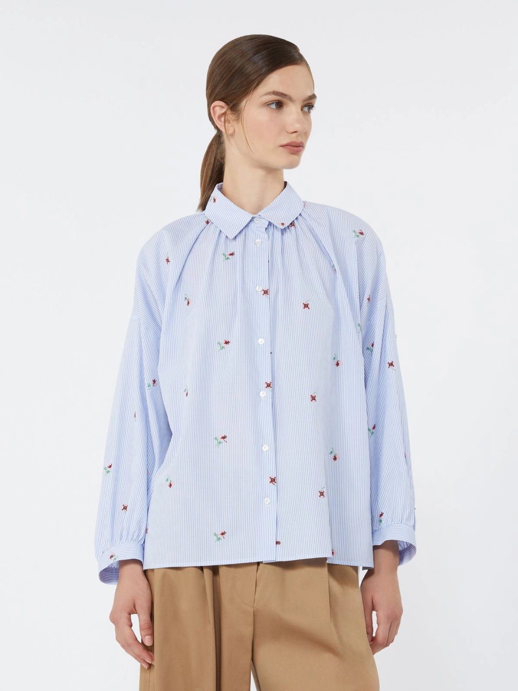 BUTTERFLY Embroidered Poplin Shirt LIGHT BLUE