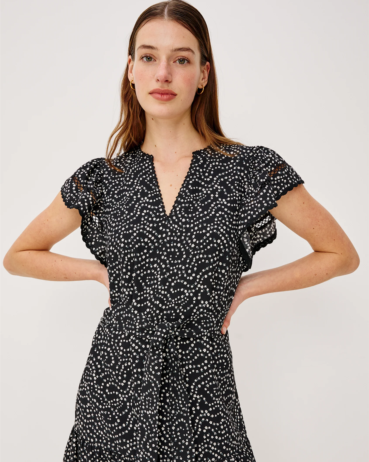 GIA DRESS MINI CHAIN DAISIES
