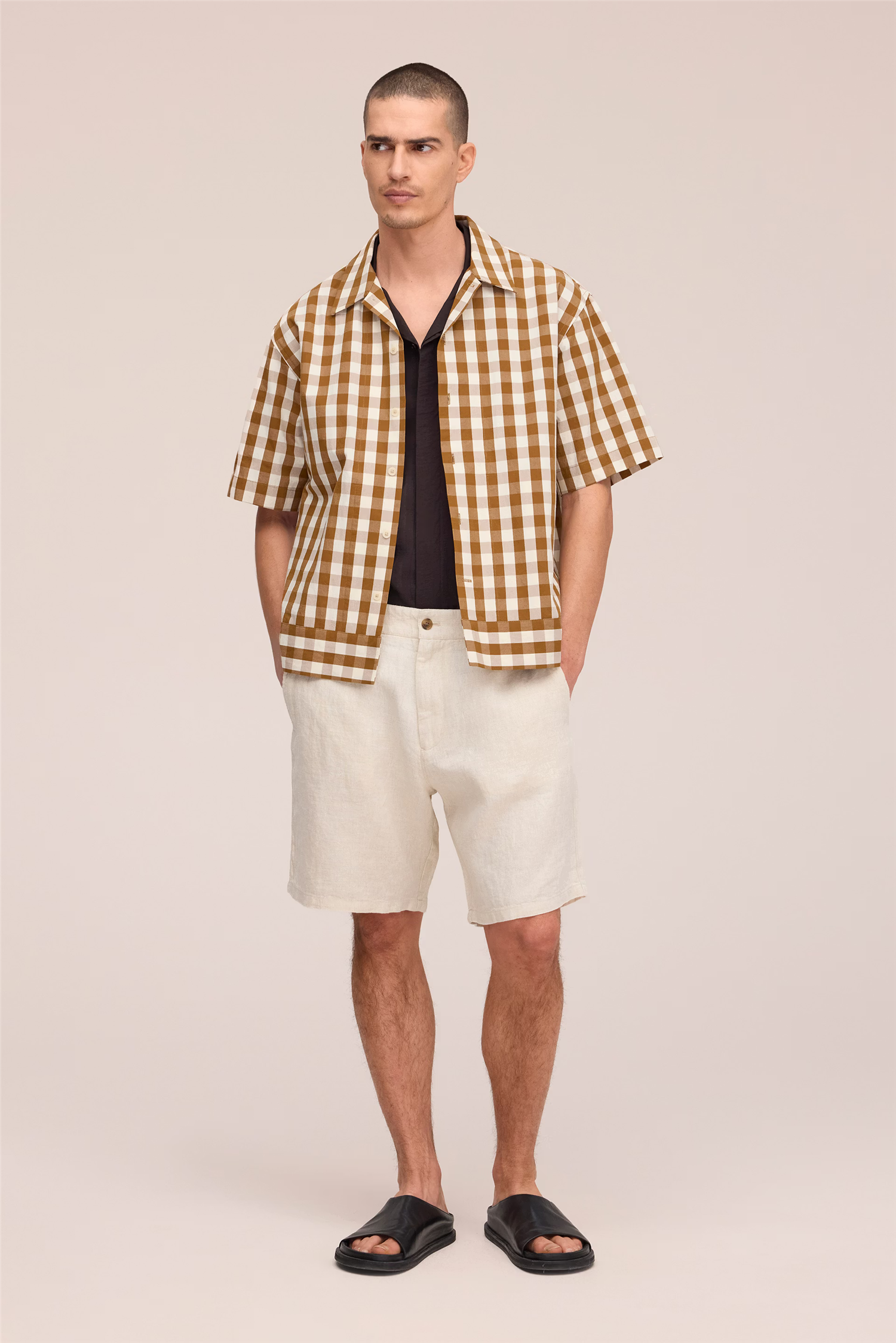 Aden 1454 Linen Shorts Oat