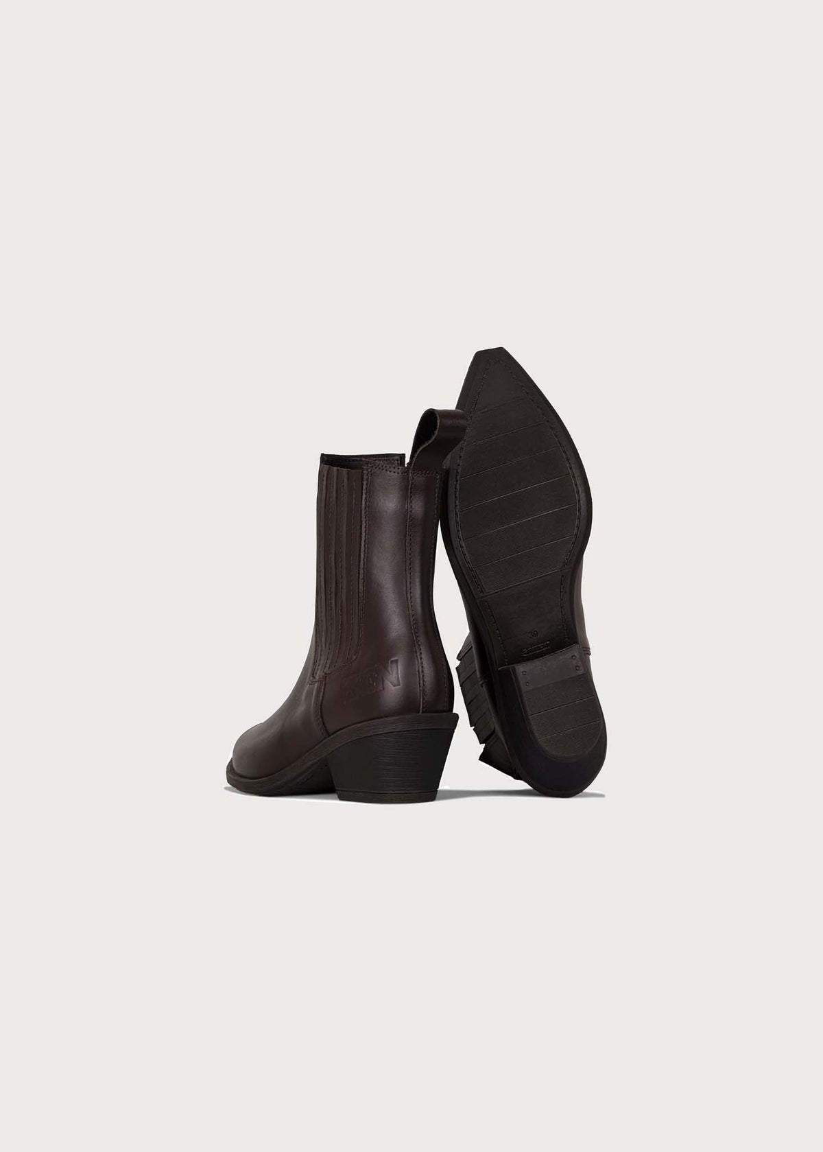 BRGN Sleek Boot Brown