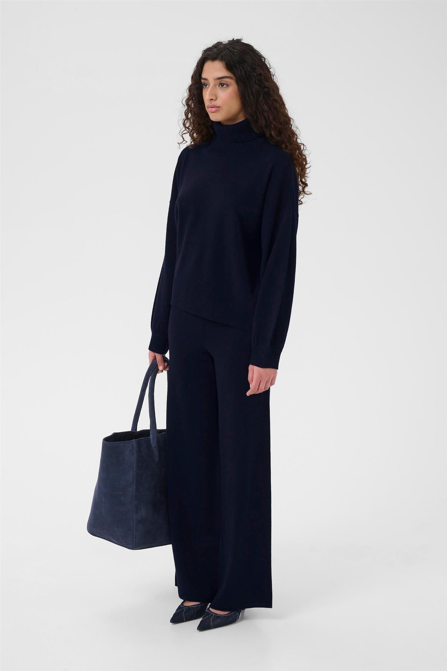 GZmanzi knitted wool pants Navy